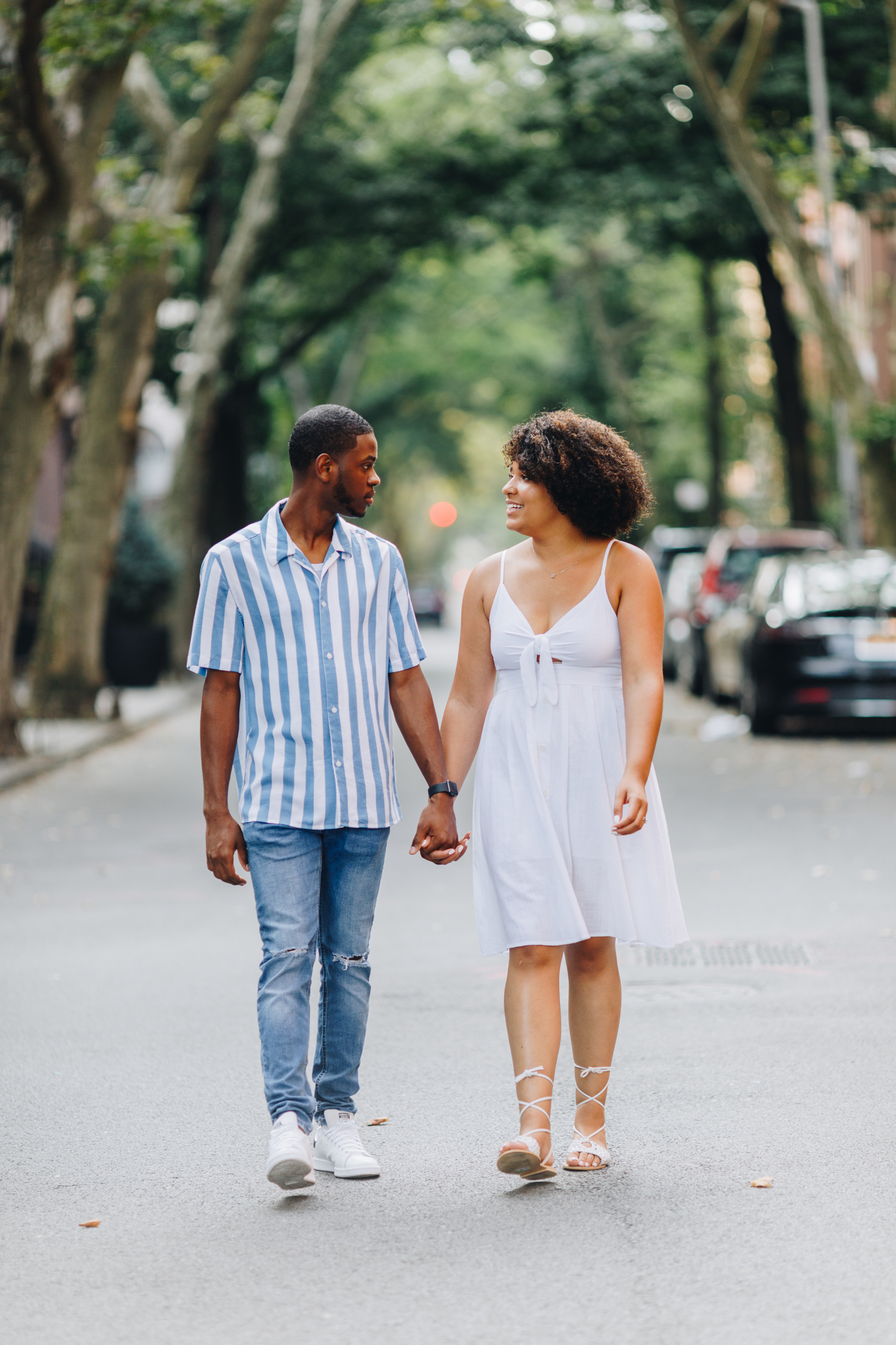 Gorgeous Summer Engagement Photos in Brooklyn Heights