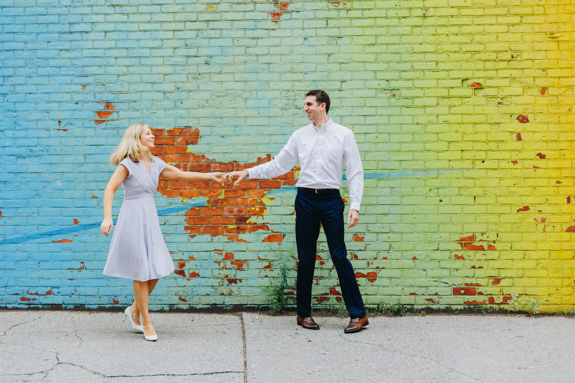 Charming Brooklyn Bridge Park Engagement Photos on a Cloudy Day in New York
