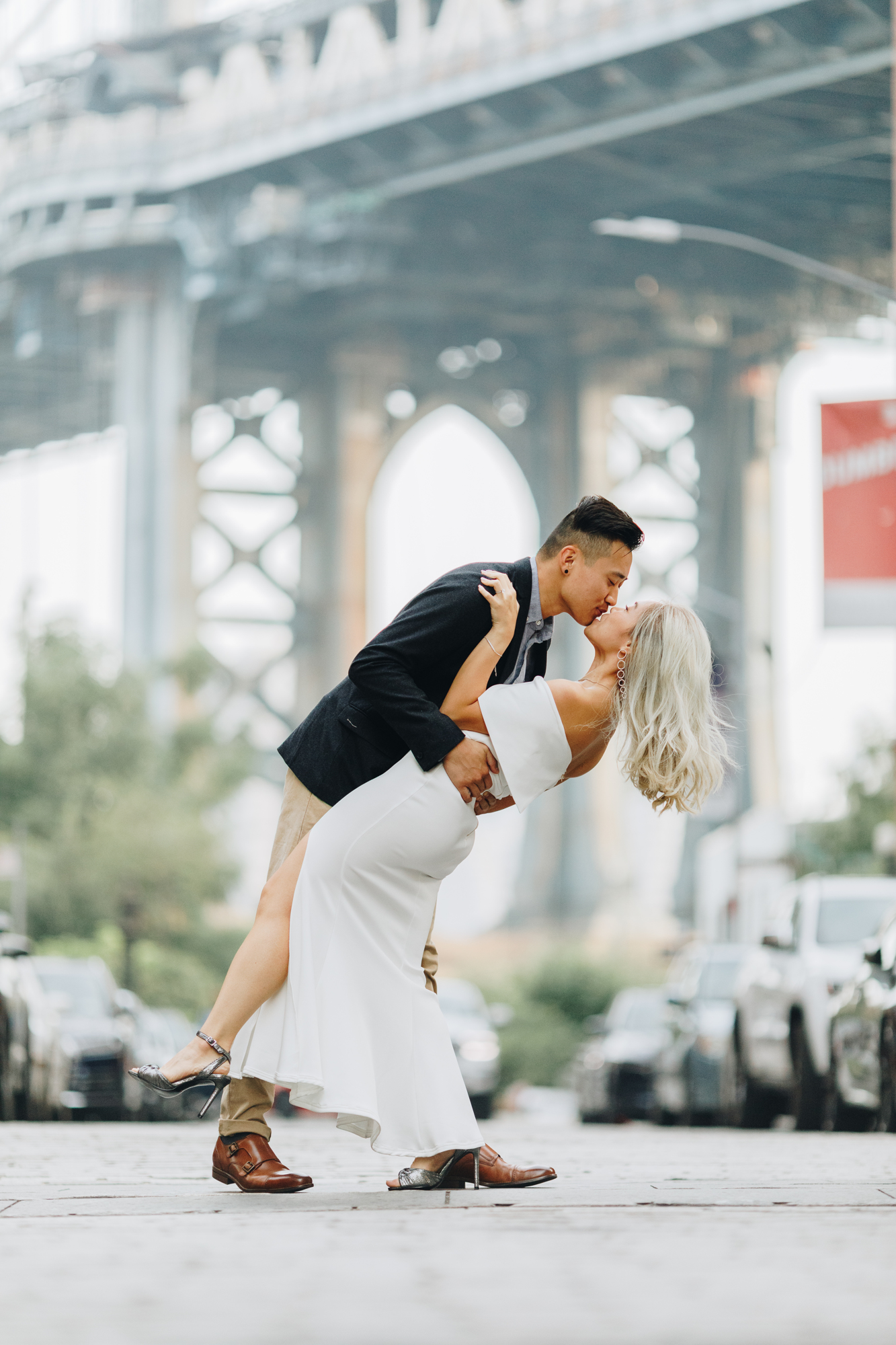 Dreamy Fall Engagement Photos in DUMBO
