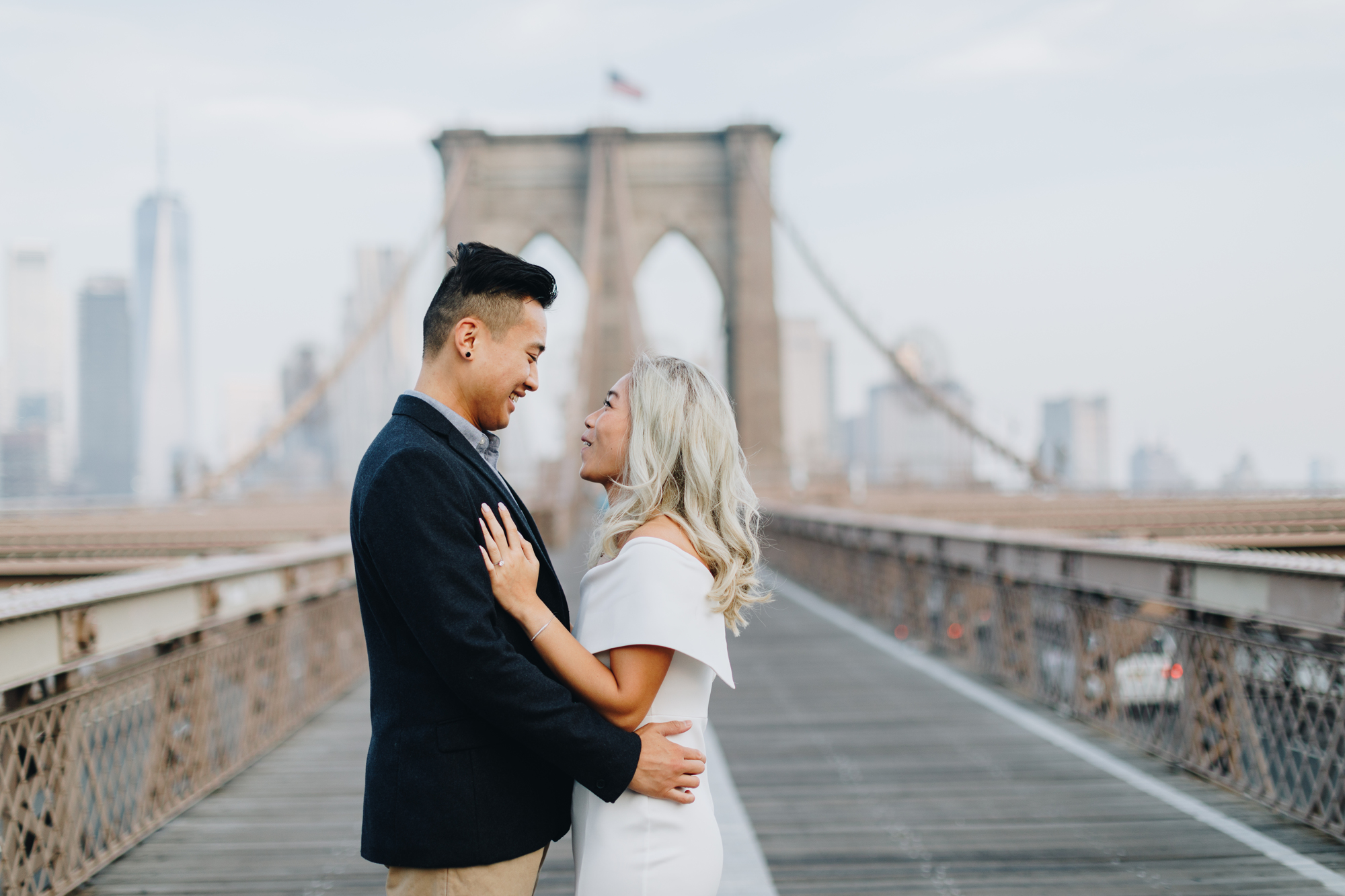 Picturesque Fall Engagement Photos in DUMBO