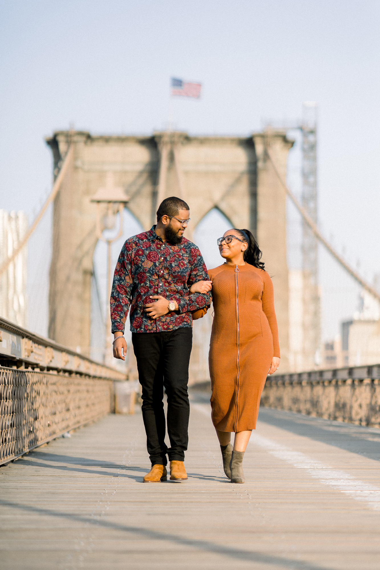 Trendy Autumn DUMBO Engagement Photography at the Brooklyn Bridge