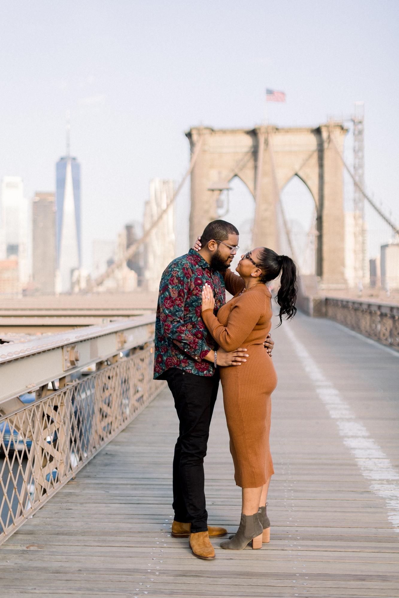 Outstanding Autumn DUMBO Engagement Photography at the Brooklyn Bridge