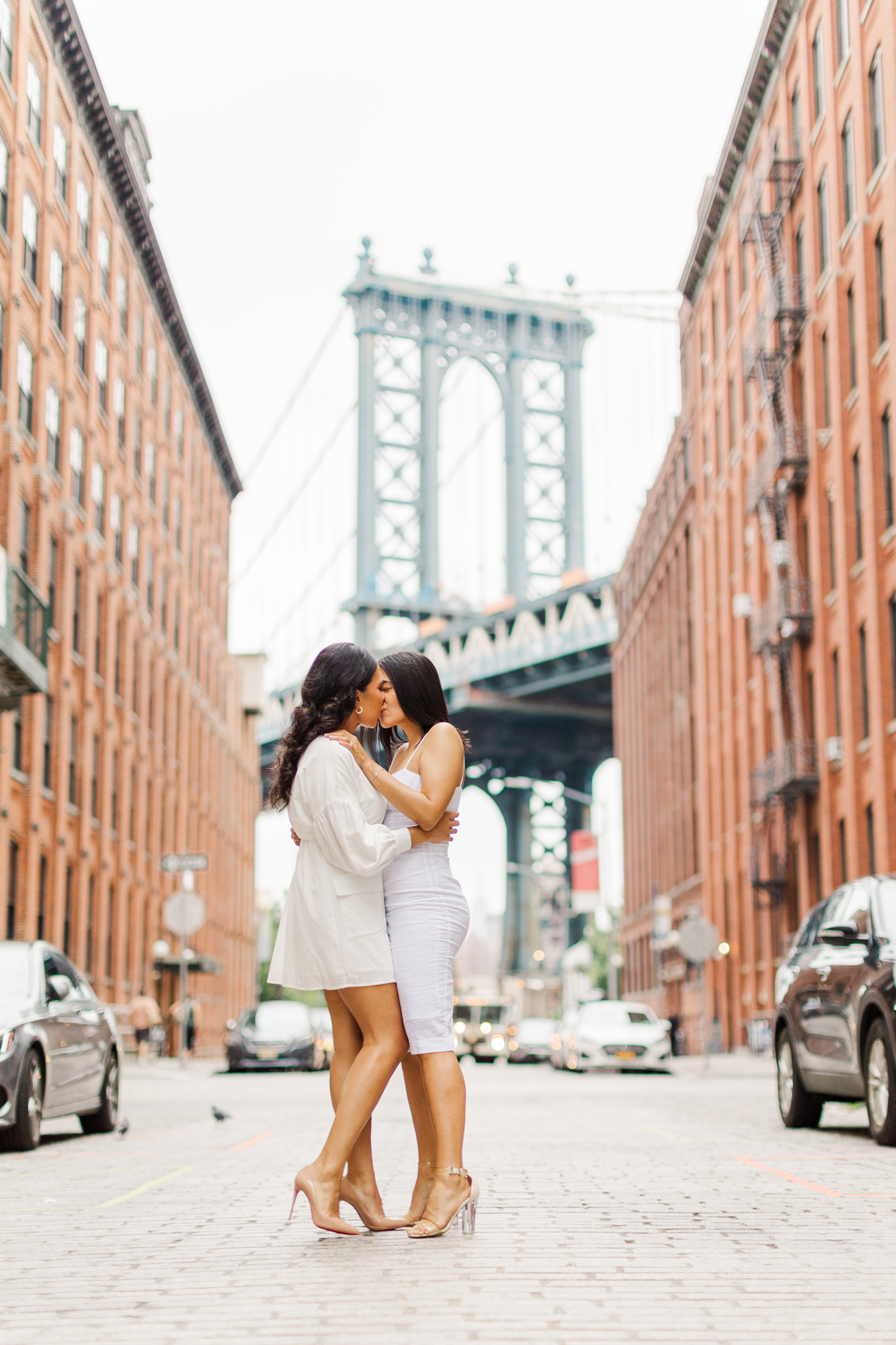 Picturesque Engagement Photos in Brooklyn Bridge Park