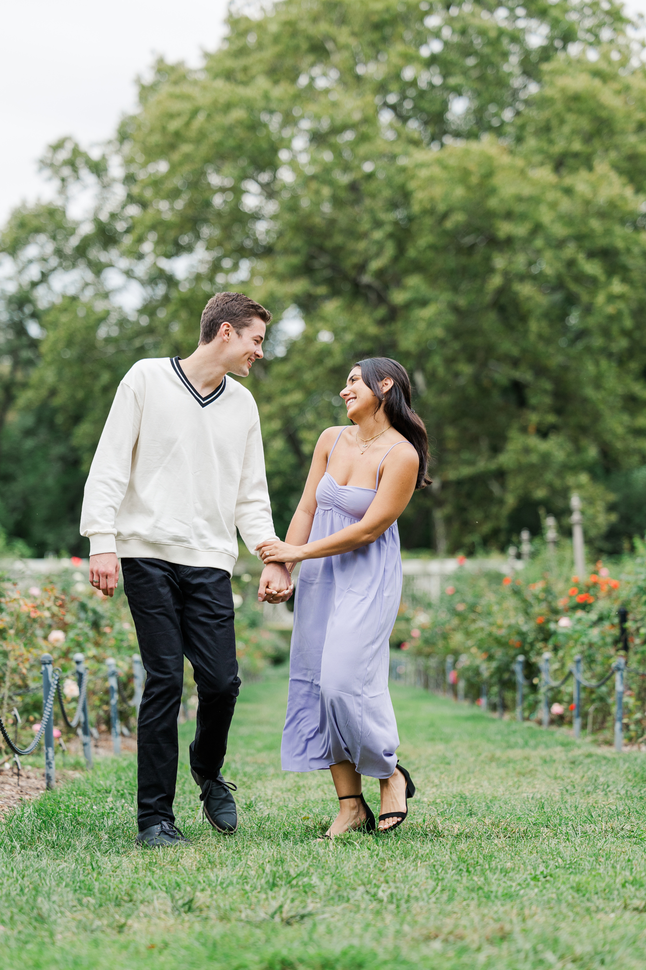 Amazing Proposal Photos in the Rose Garden at Brooklyn Botanic Garden