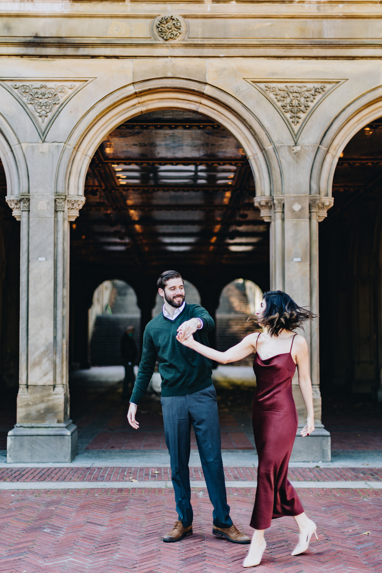 Eye-Catching Central Park Engagement Photos in Fall