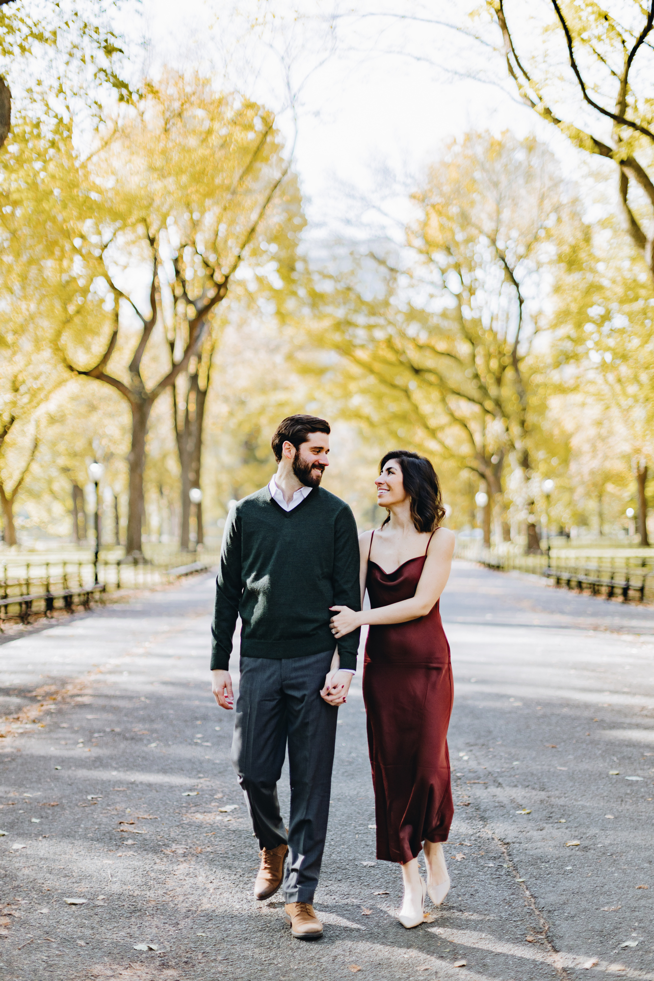 Beautiful Central Park Engagement Photos in Fall