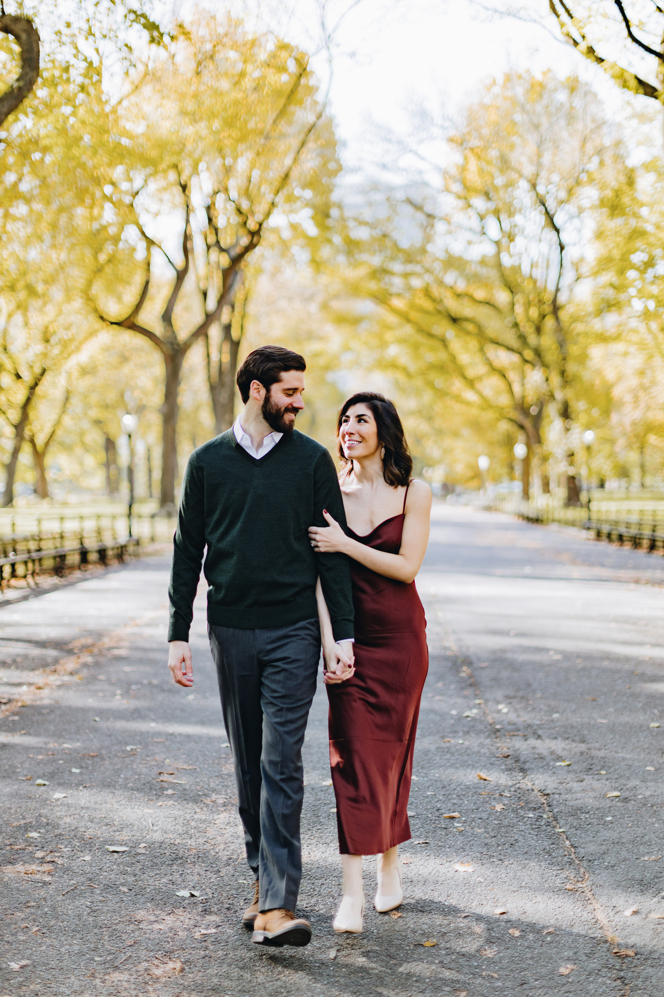 Memorable Central Park Engagement Photos in Fall
