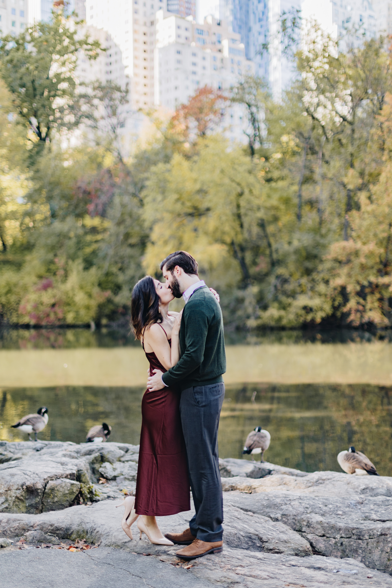 Charming Central Park Engagement Photos in Fall