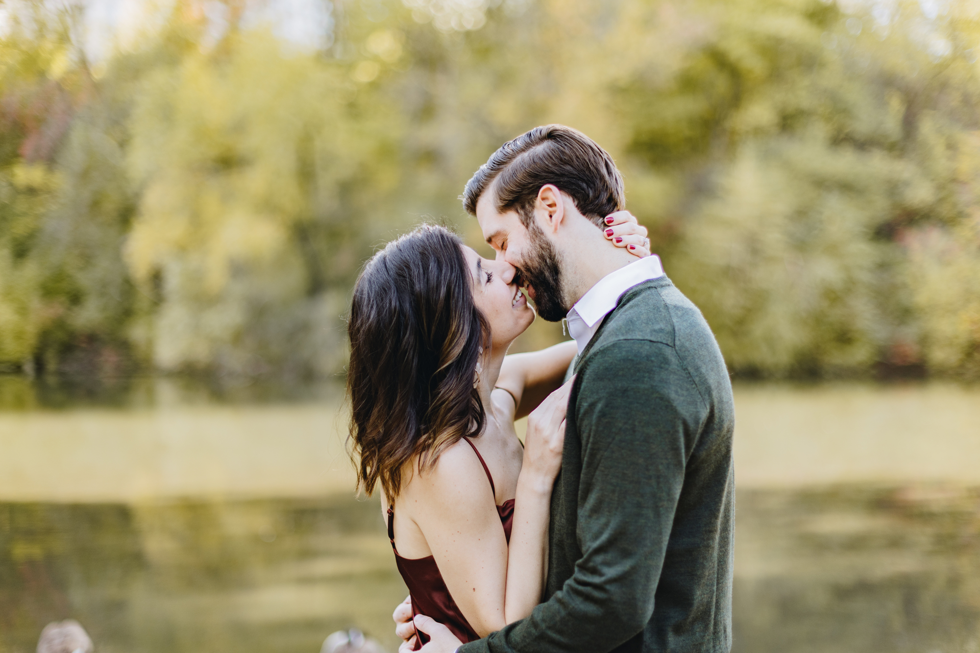 Lovely Central Park Engagement Photos in Fall