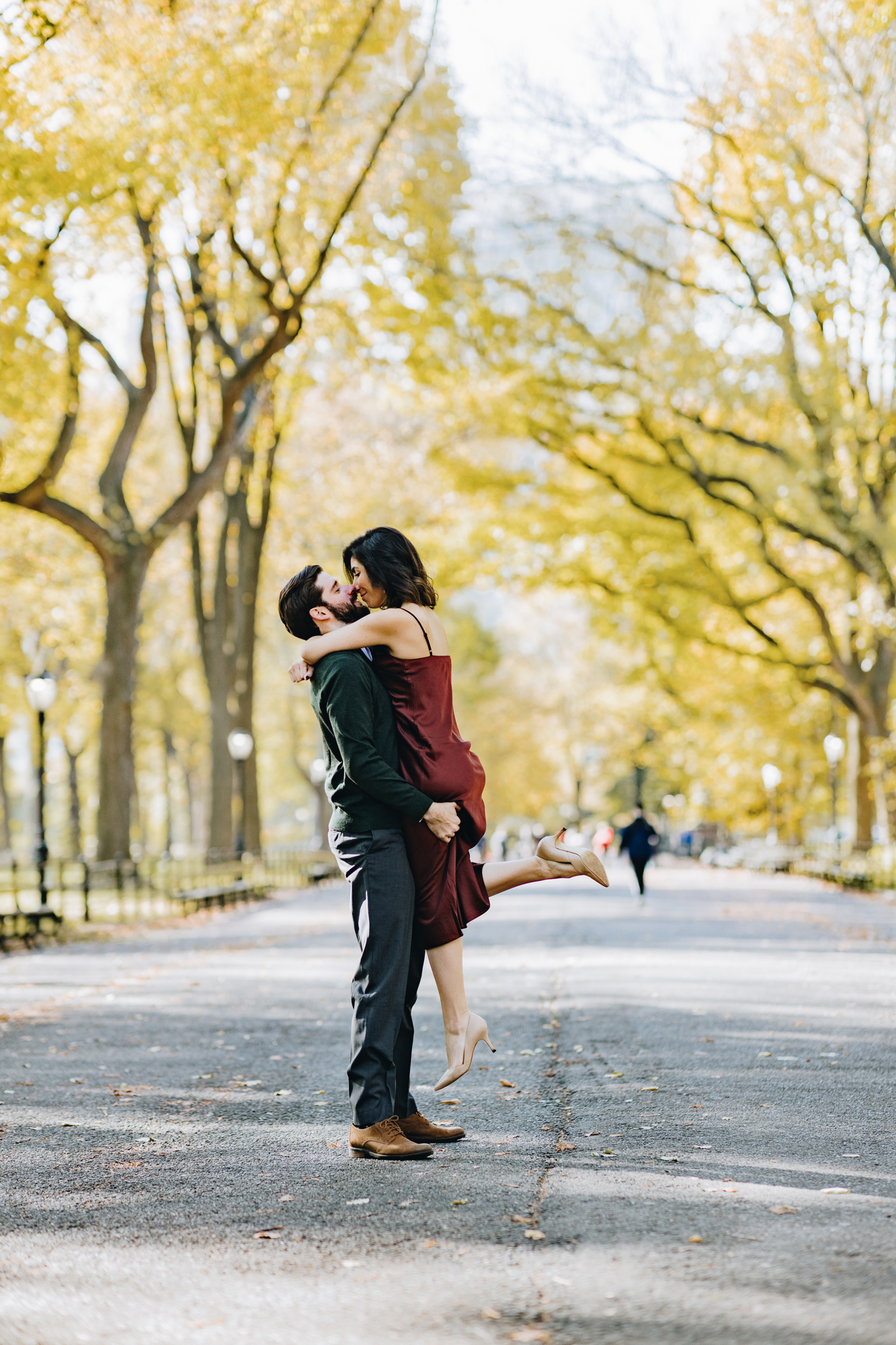 Timeless Central Park Engagement Photos in Fall