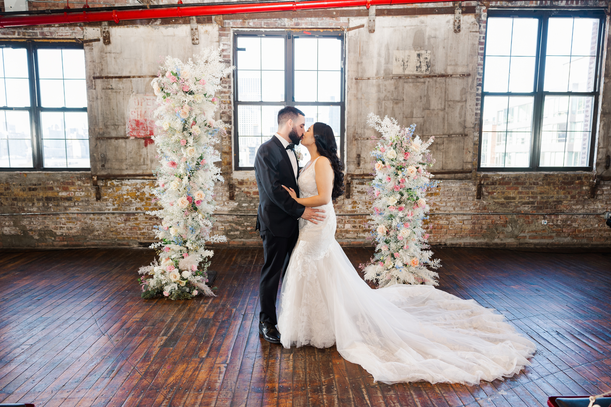 Perfect Brooklyn Wedding at Greenpoint Loft
