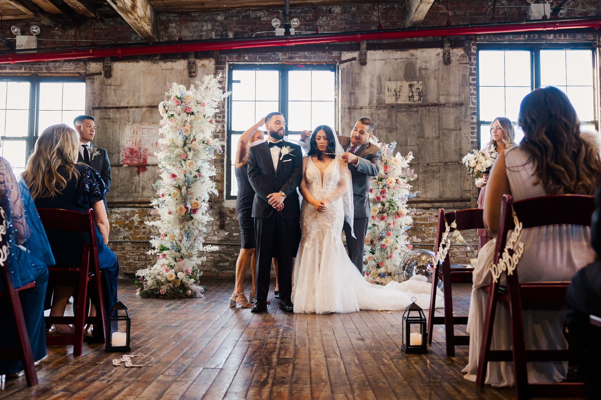 Flawless Brooklyn Wedding at Greenpoint Loft