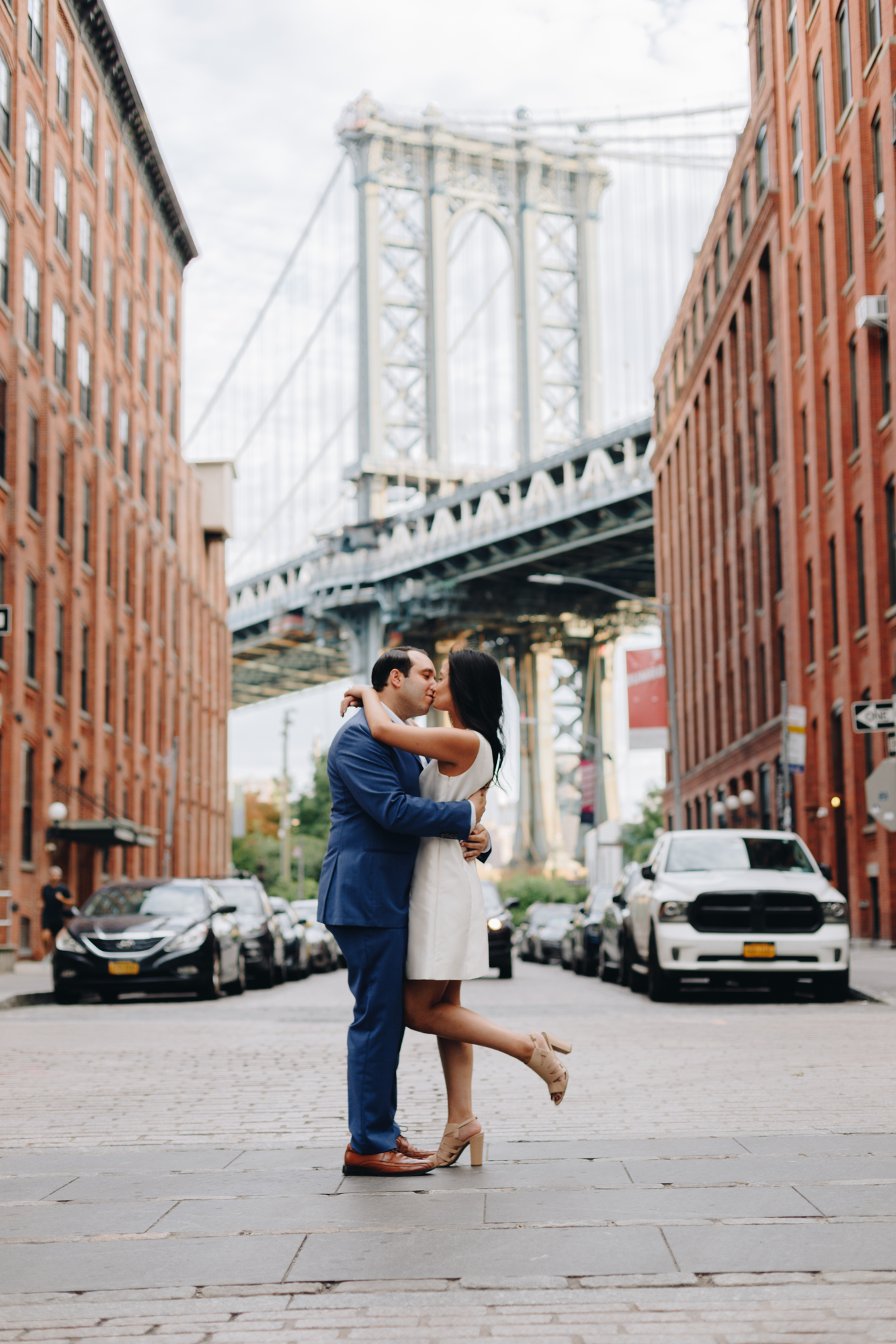 Beautiful Engagement Shoot at New York's Brooklyn Bridge Park