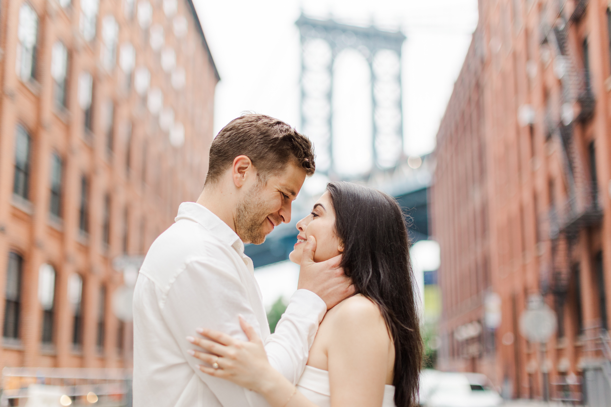 Cute Engagement Photography on the Brooklyn Bridge