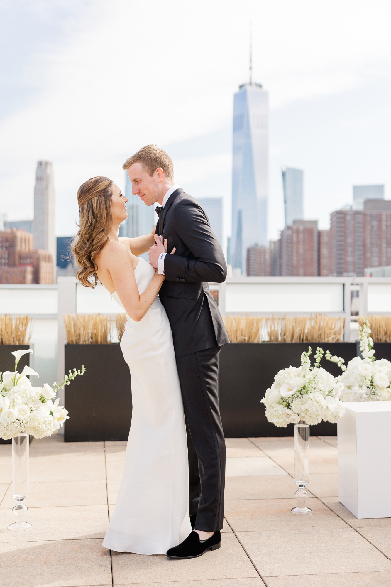 Jaw-Dropping Tribeca Rooftop Wedding in Spring