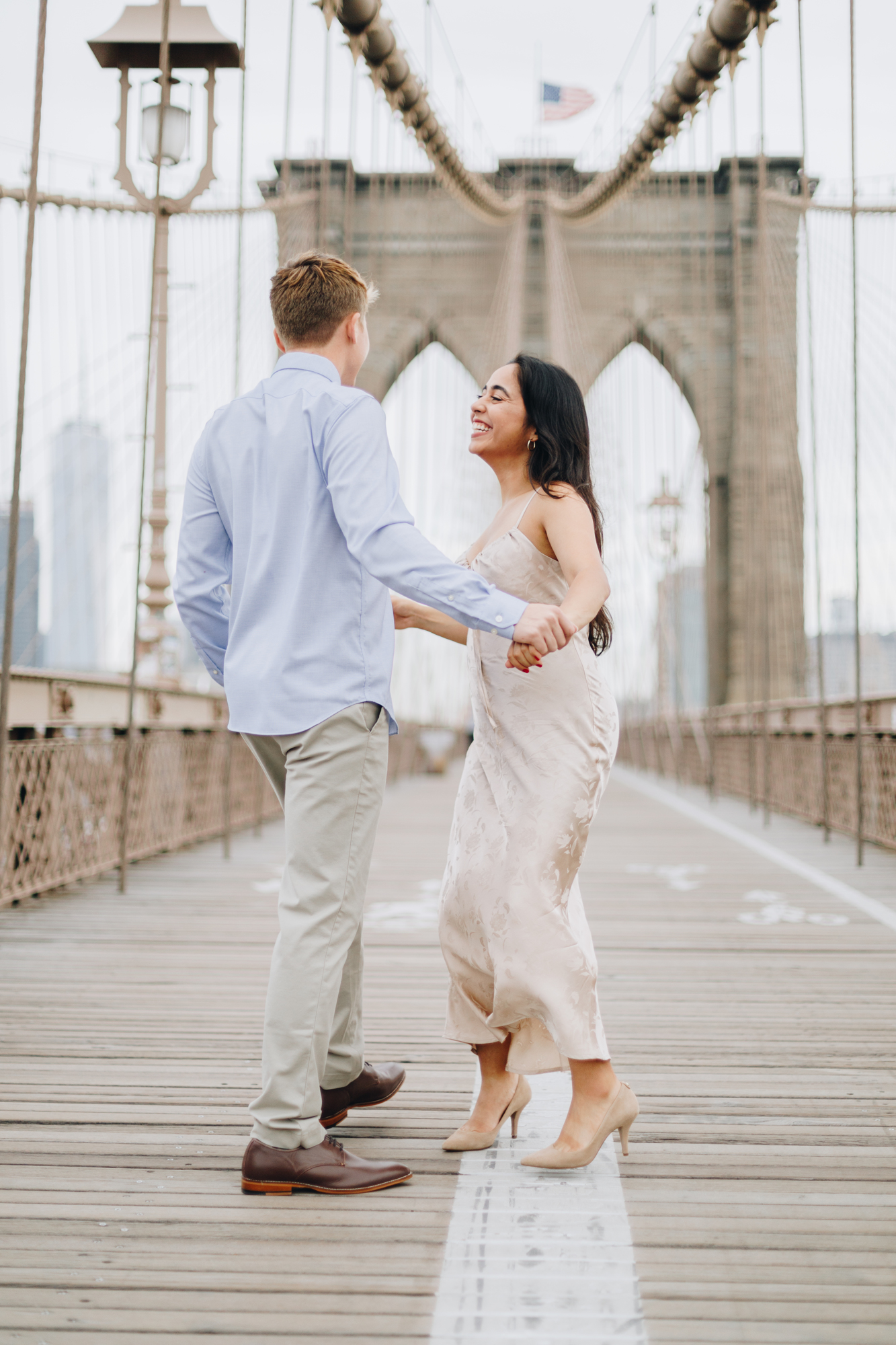 Fantastic Summertime Brooklyn Bridge Engagement Photos