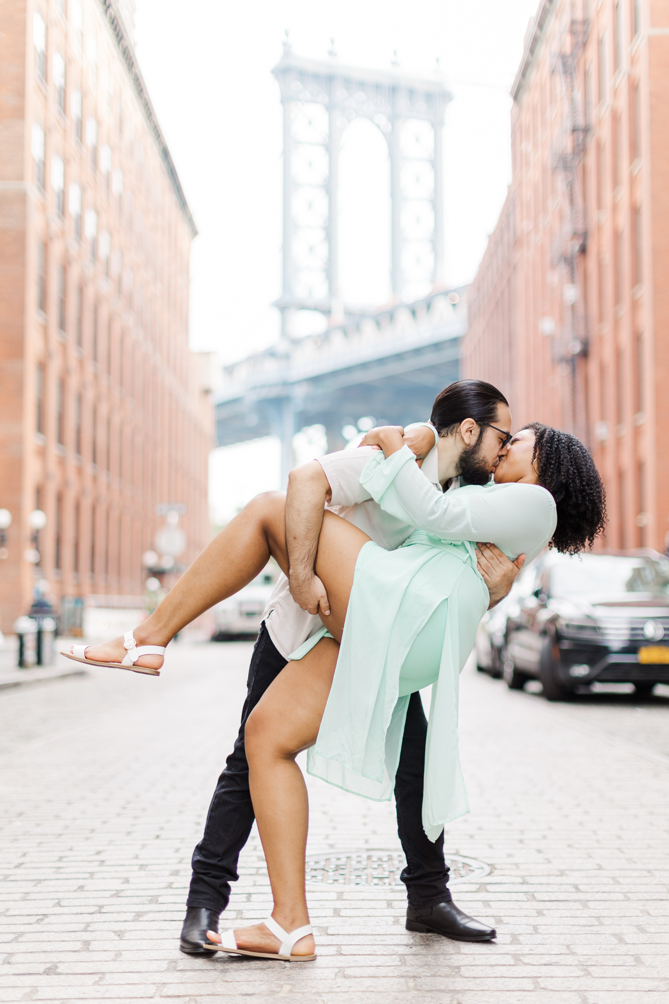 Lovely Engagement Shoot on the Brooklyn Bridge