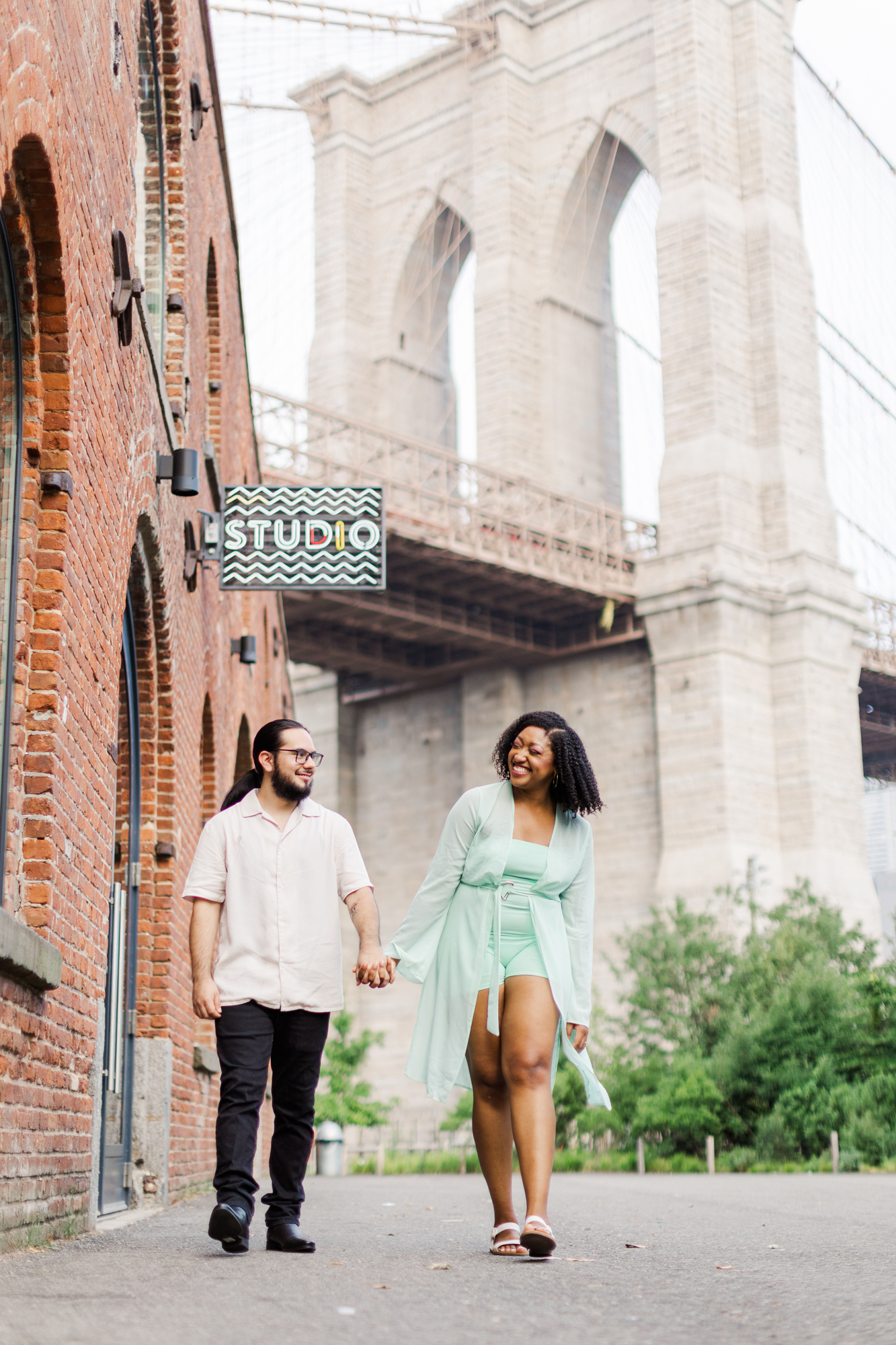 Cute Engagement Shoot on the Brooklyn Bridge