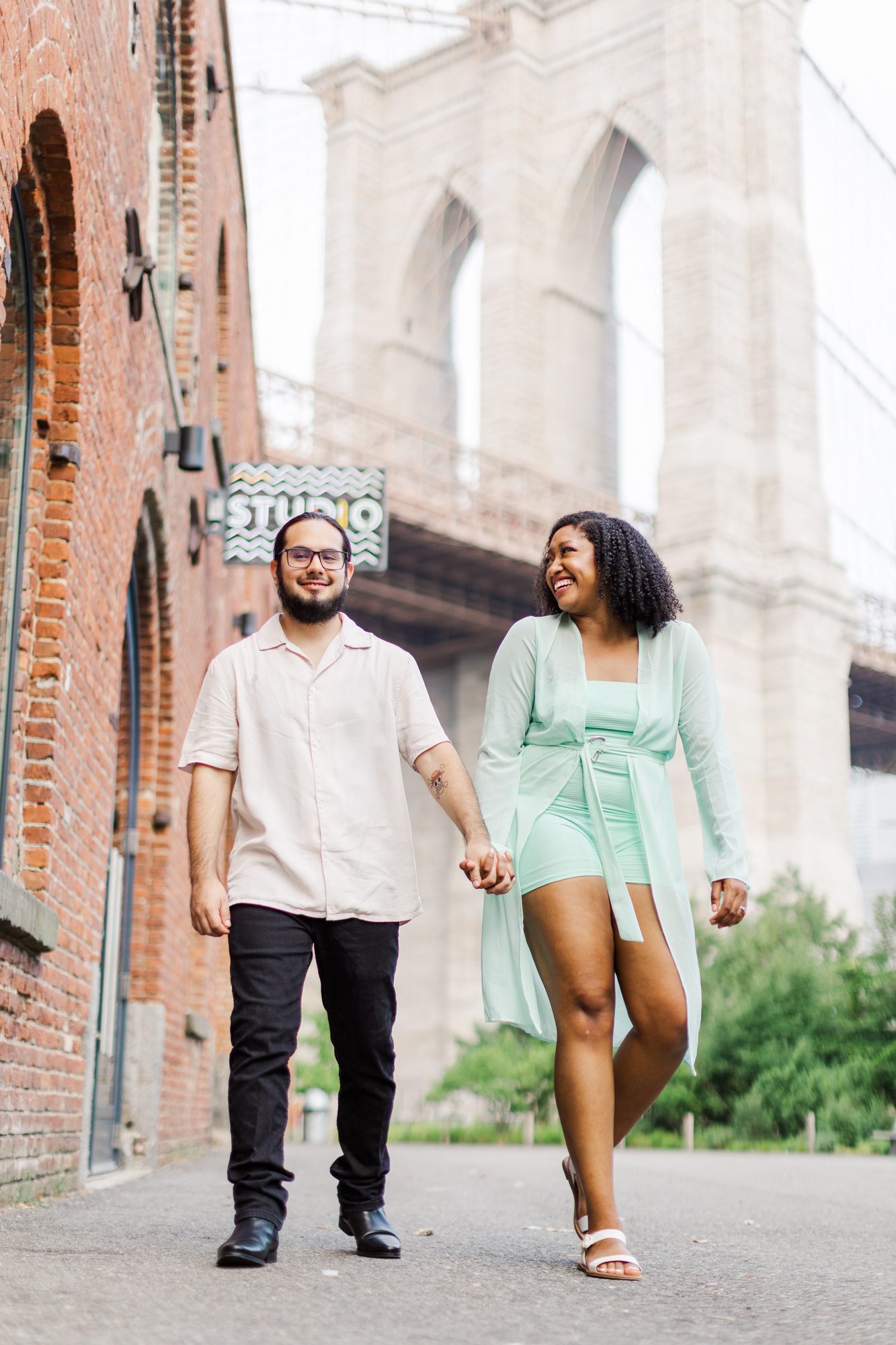 Beautiful Engagement Shoot on the Brooklyn Bridge
