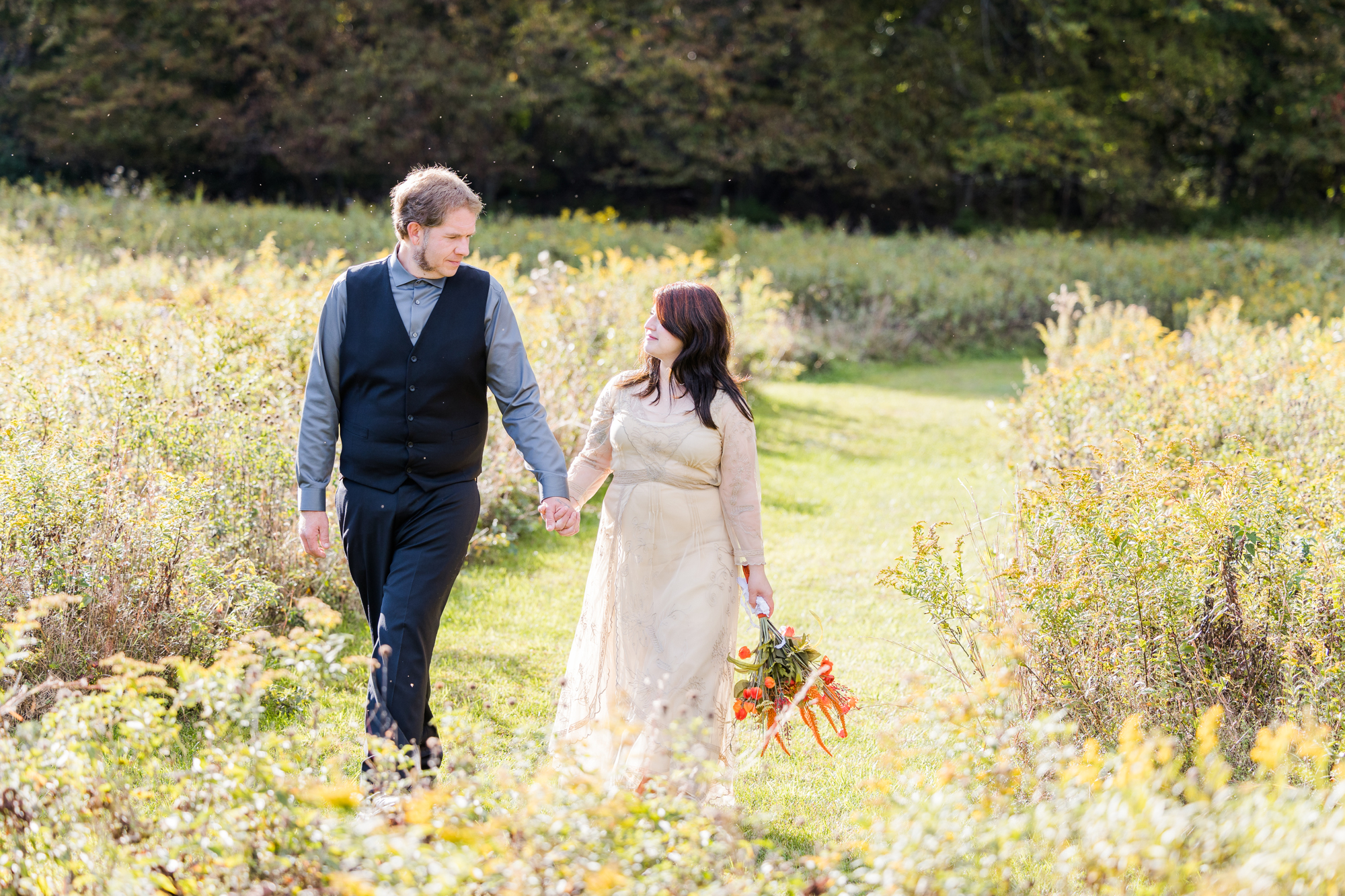 Dreamy Upstate New York Elopement Photos at Saugerties in Fall