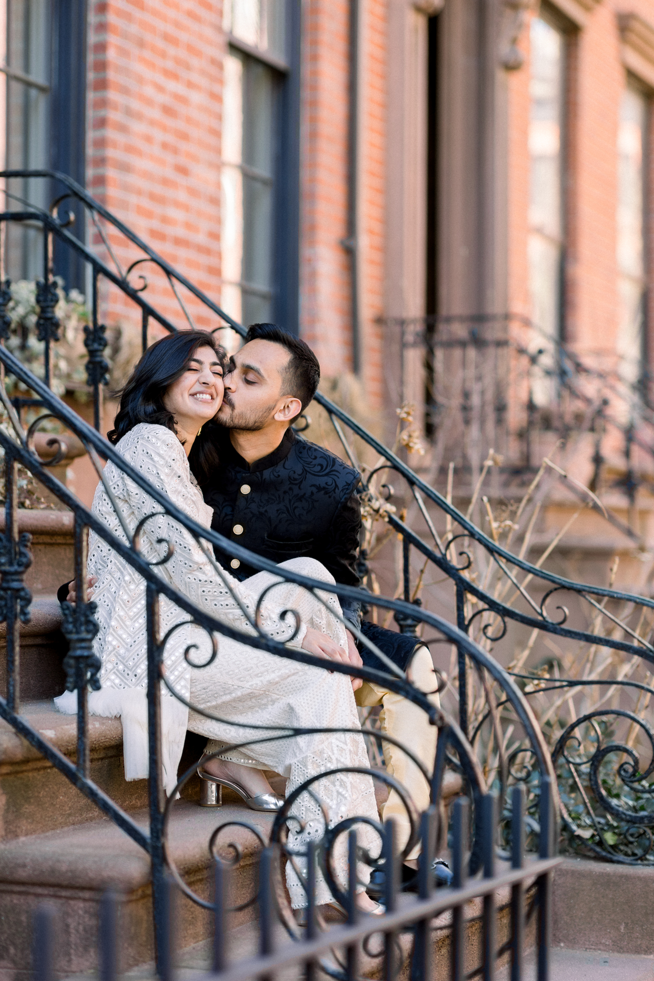 Flirty and Wintery Brooklyn Heights Promenade Engagement Photos