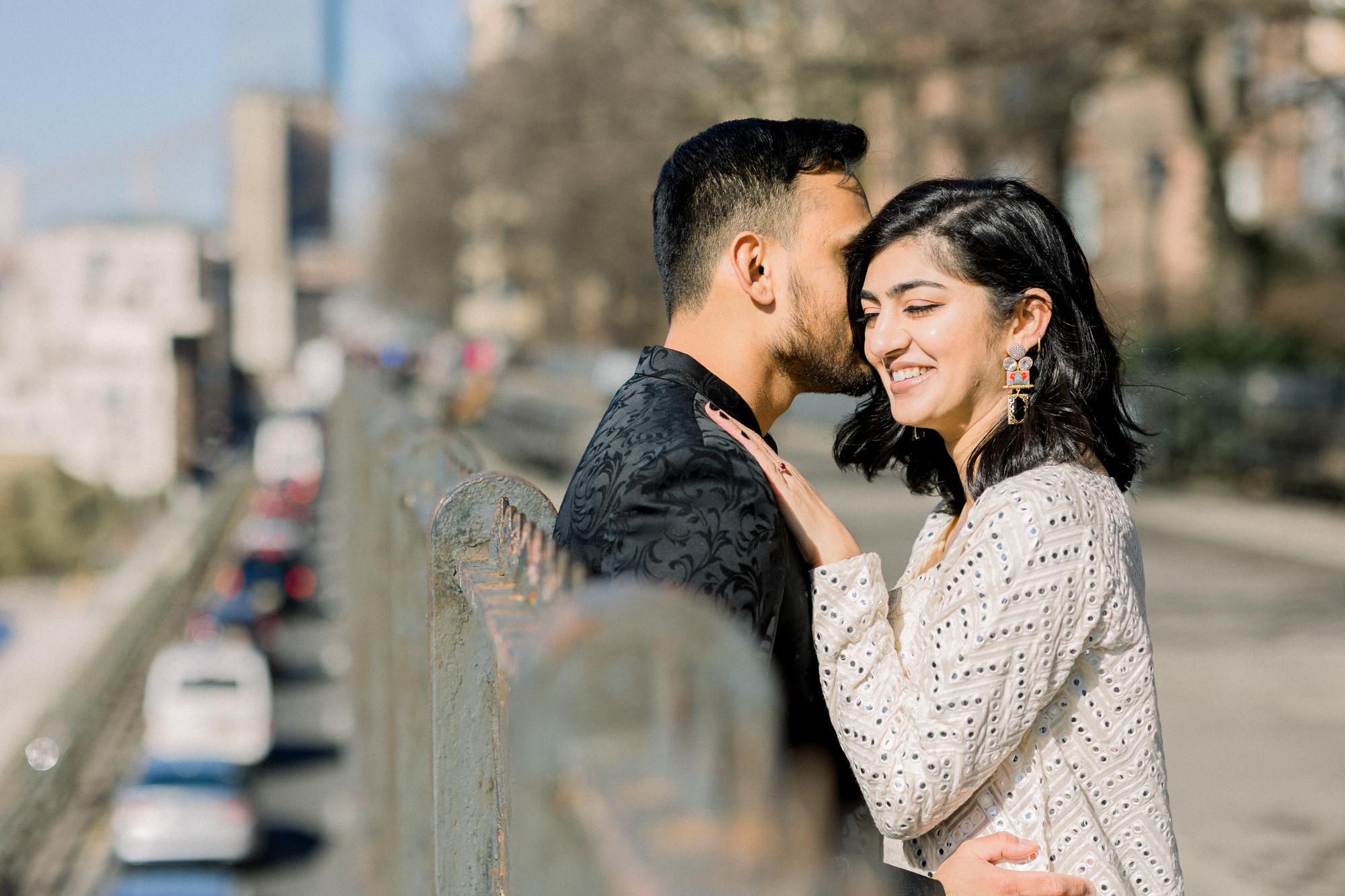 Magical and Wintery Brooklyn Heights Promenade Engagement Photos