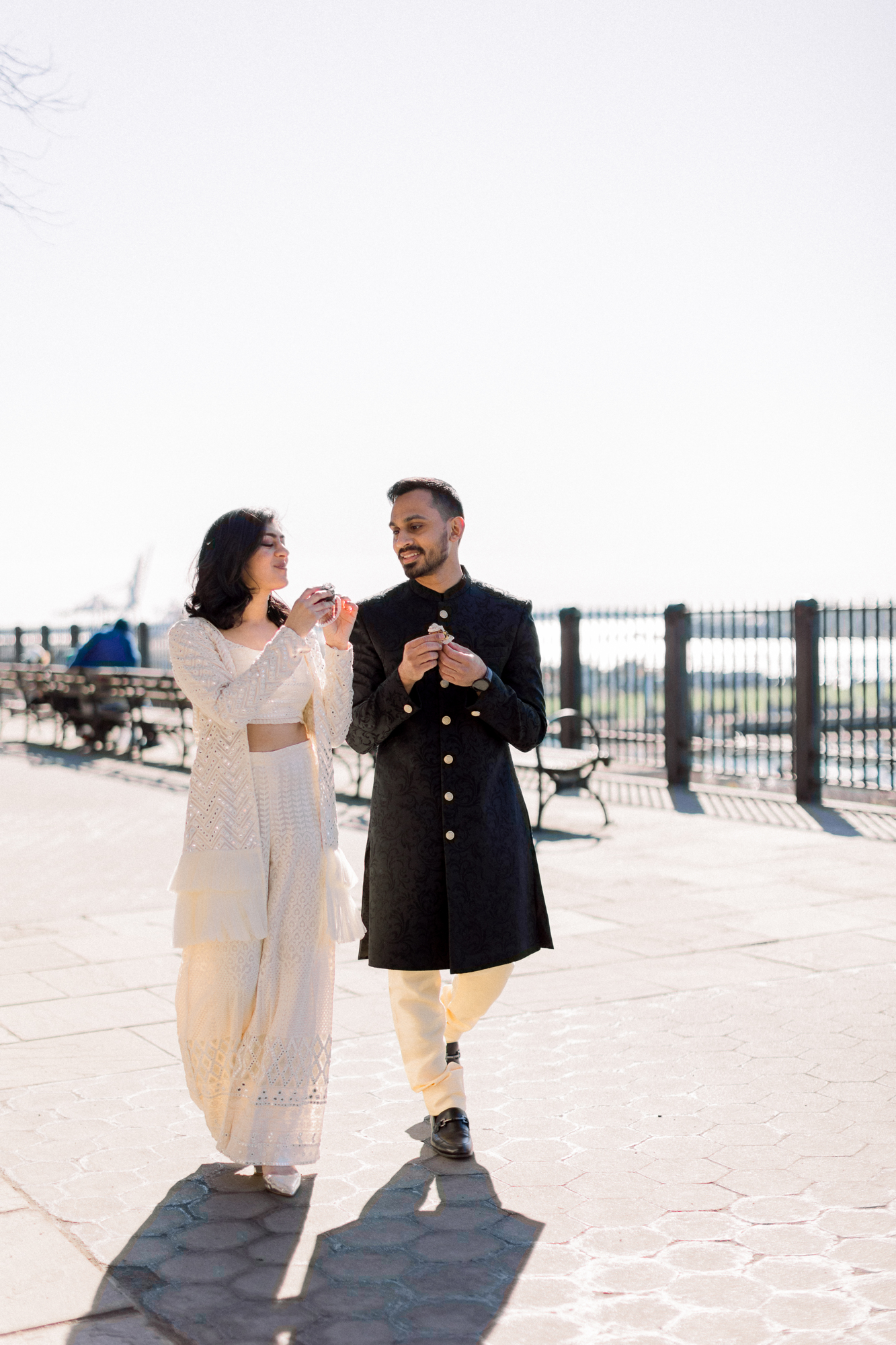 Lovely and Wintery Brooklyn Heights Promenade Engagement Photos