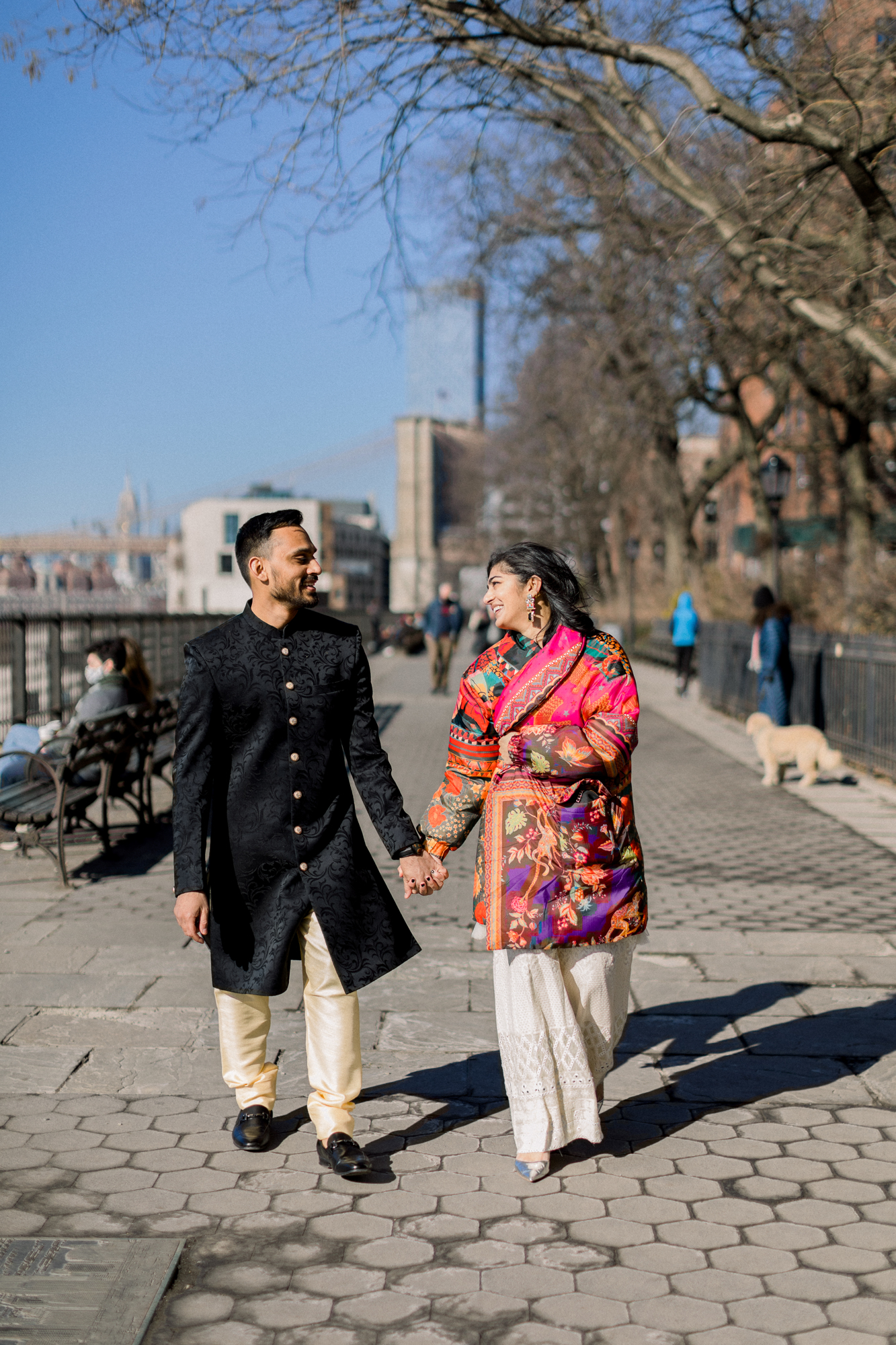 Vibrant and Wintery Brooklyn Heights Promenade Engagement Photos