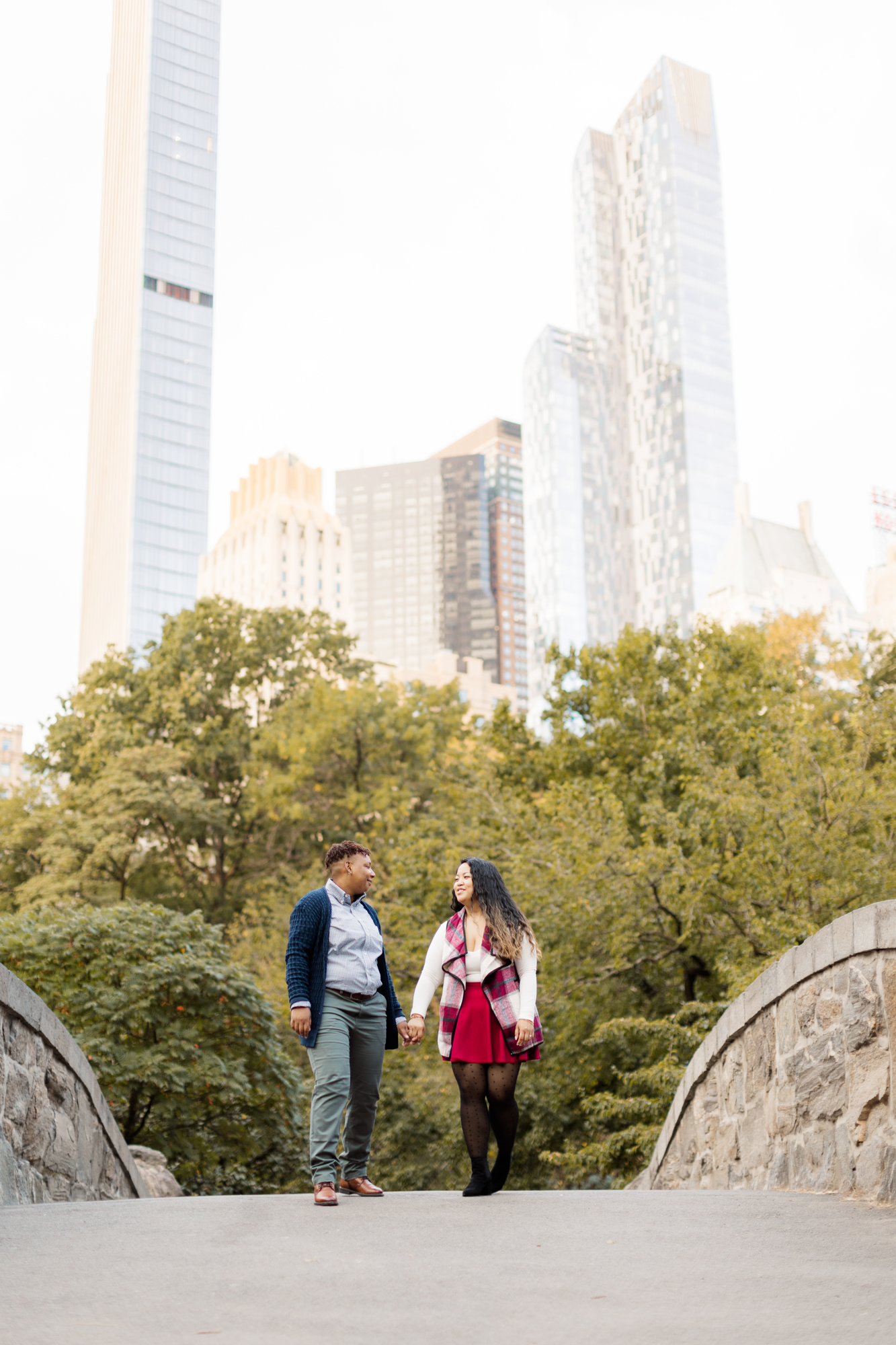 Beautiful Central Park Engagement Photos in Autumn at Sunrise