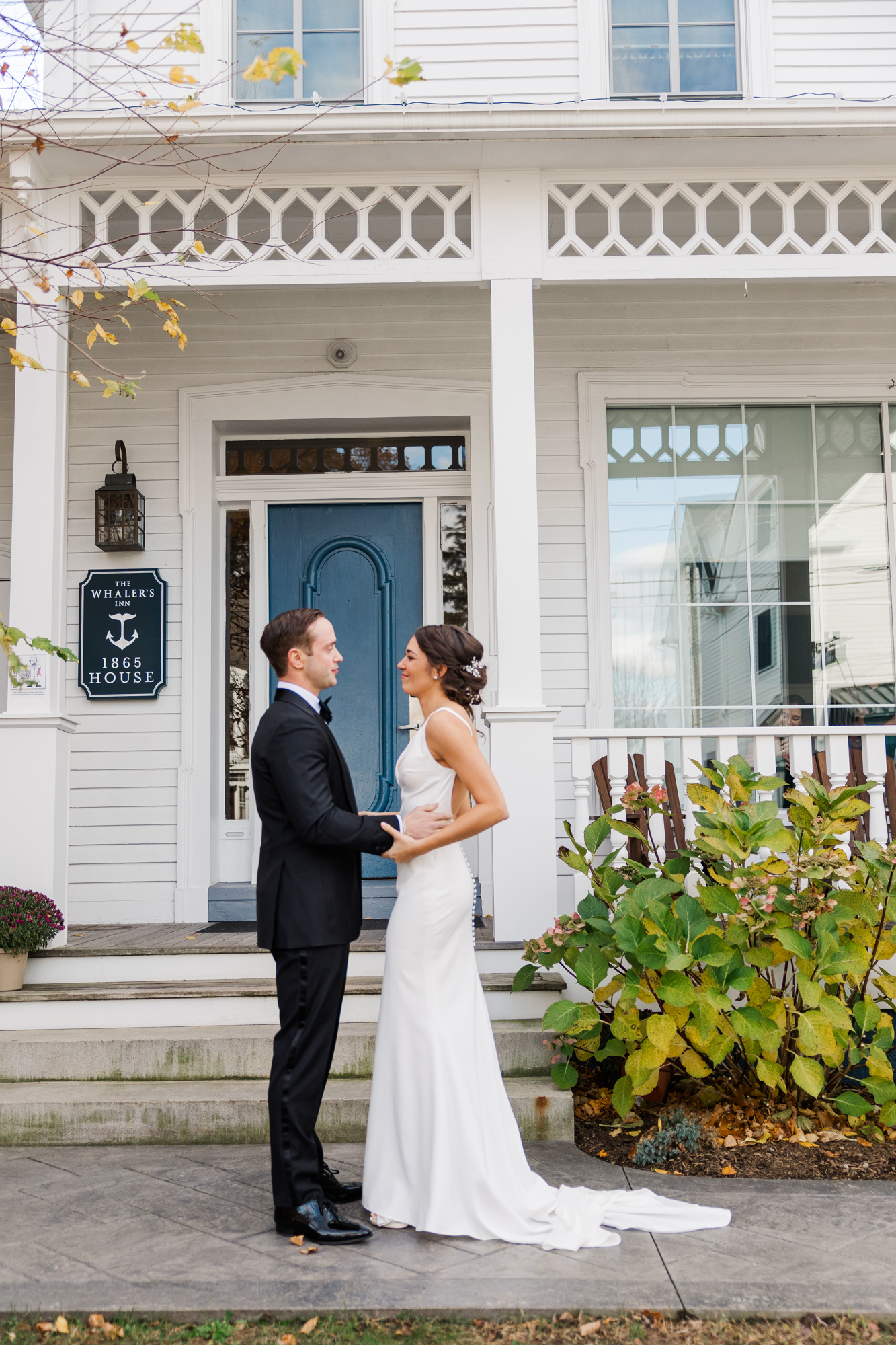 Cheerful Oceanside Mystic Wedding Photography at Branford House 
