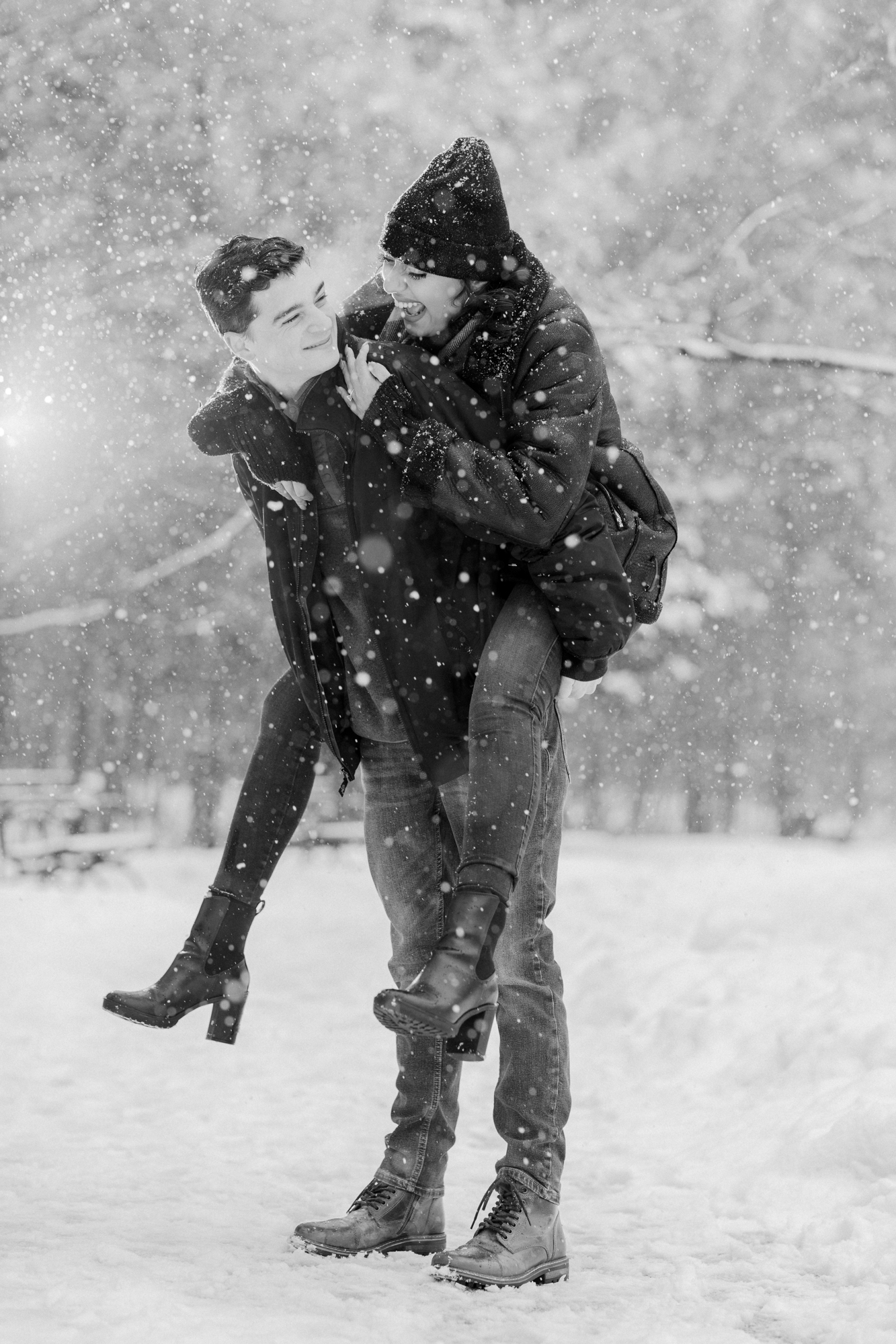 Elegant Winter Engagement Photos in Snowy Prospect Park