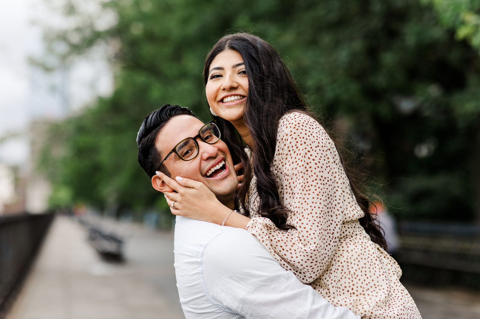 Candid Engagement Photos at Brooklyn Heights Promenade