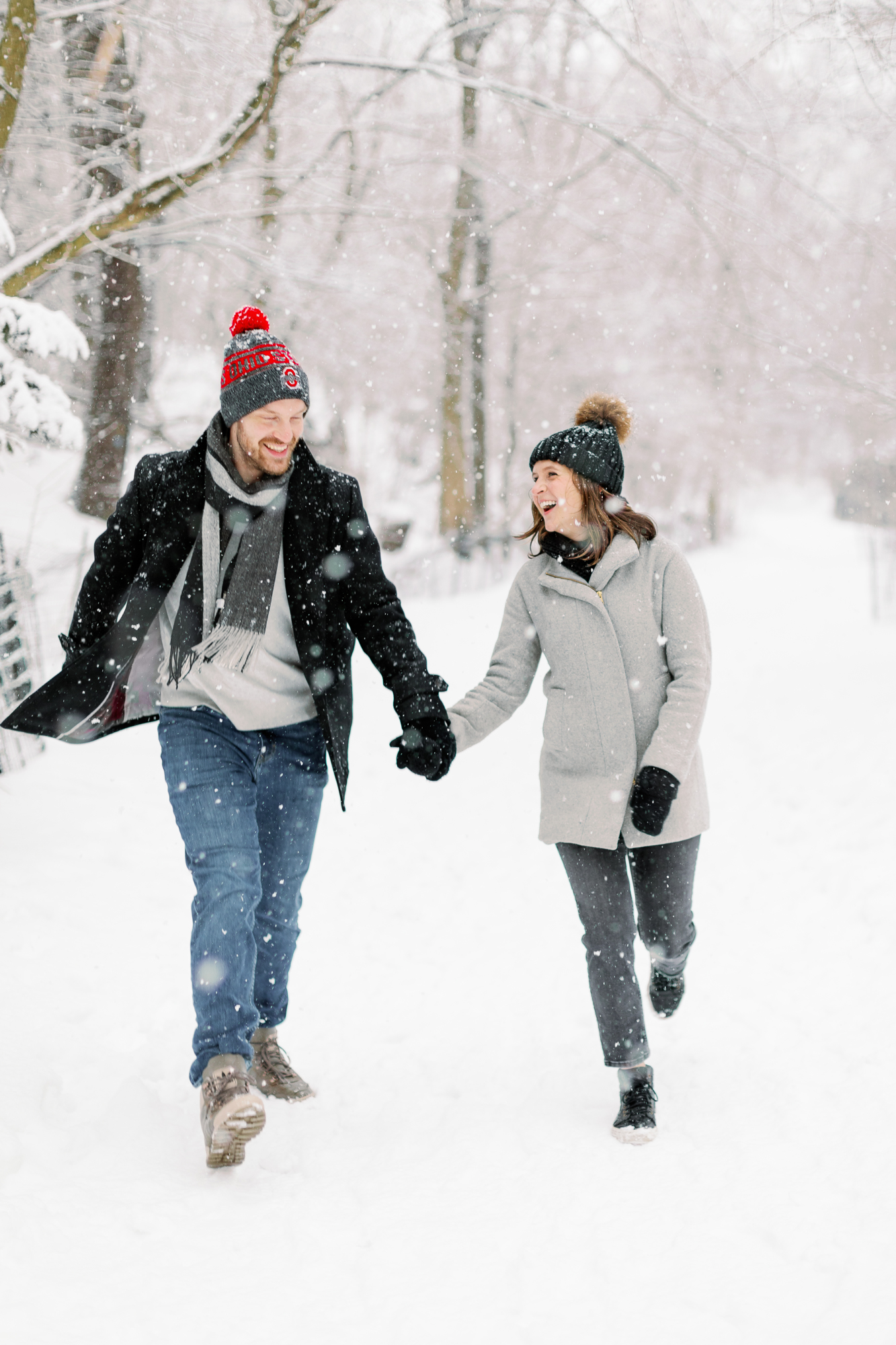 Beautiful and Snowy Engagement Photos in Prospect Park