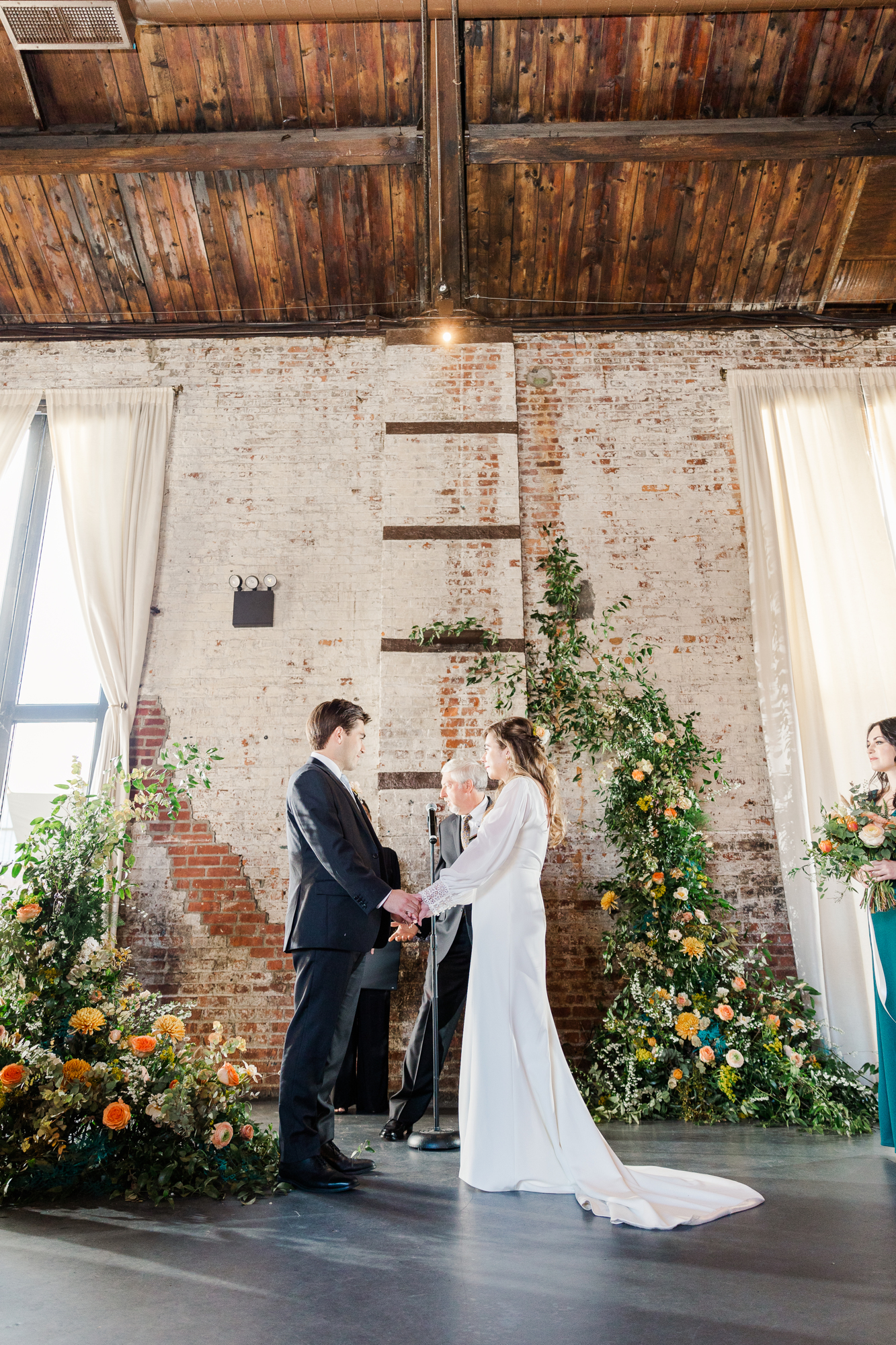 Pretty Brooklyn Wedding at The Green Building