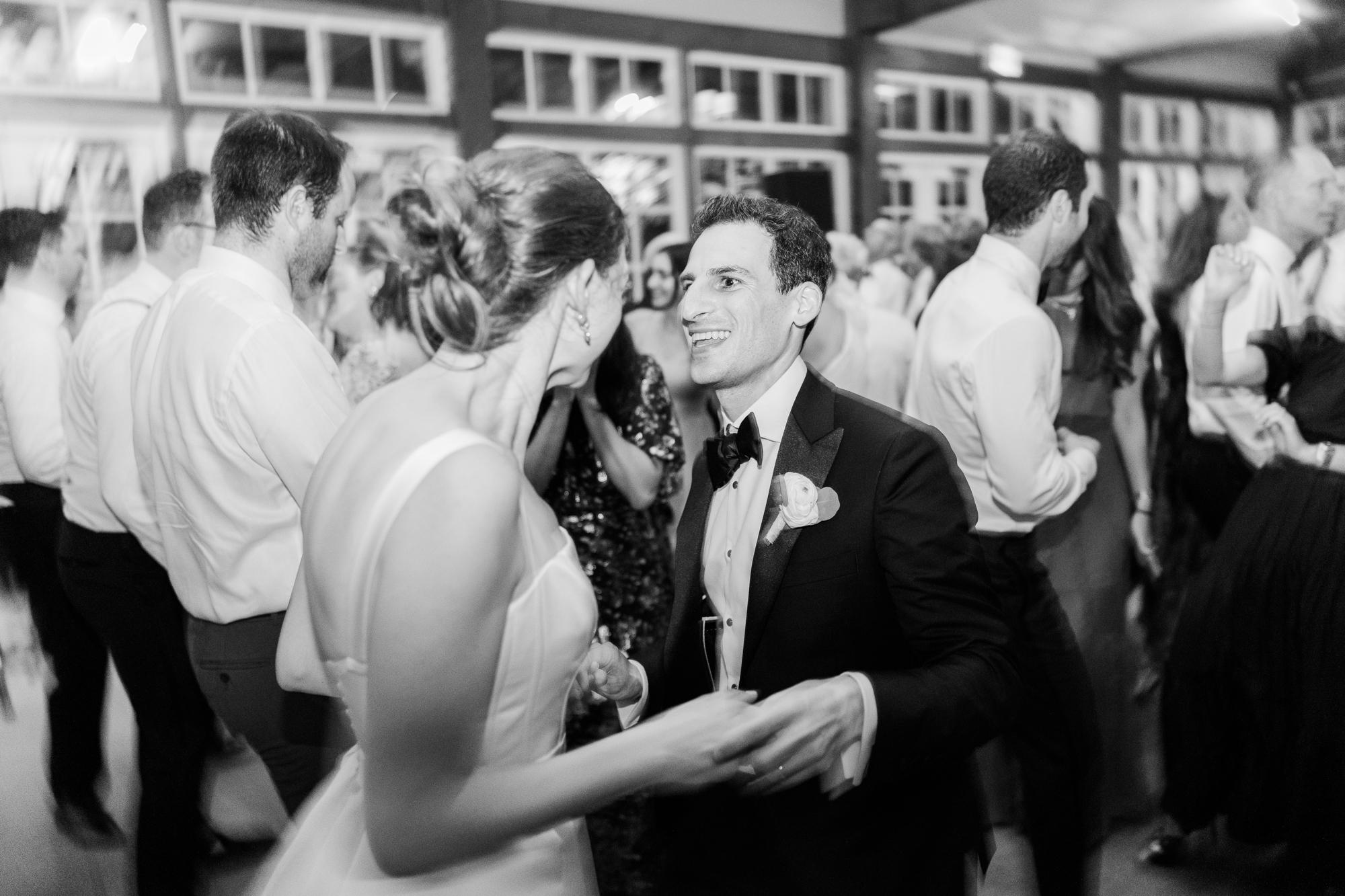 Jaw-Dropping Central Park Boathouse Wedding in New York