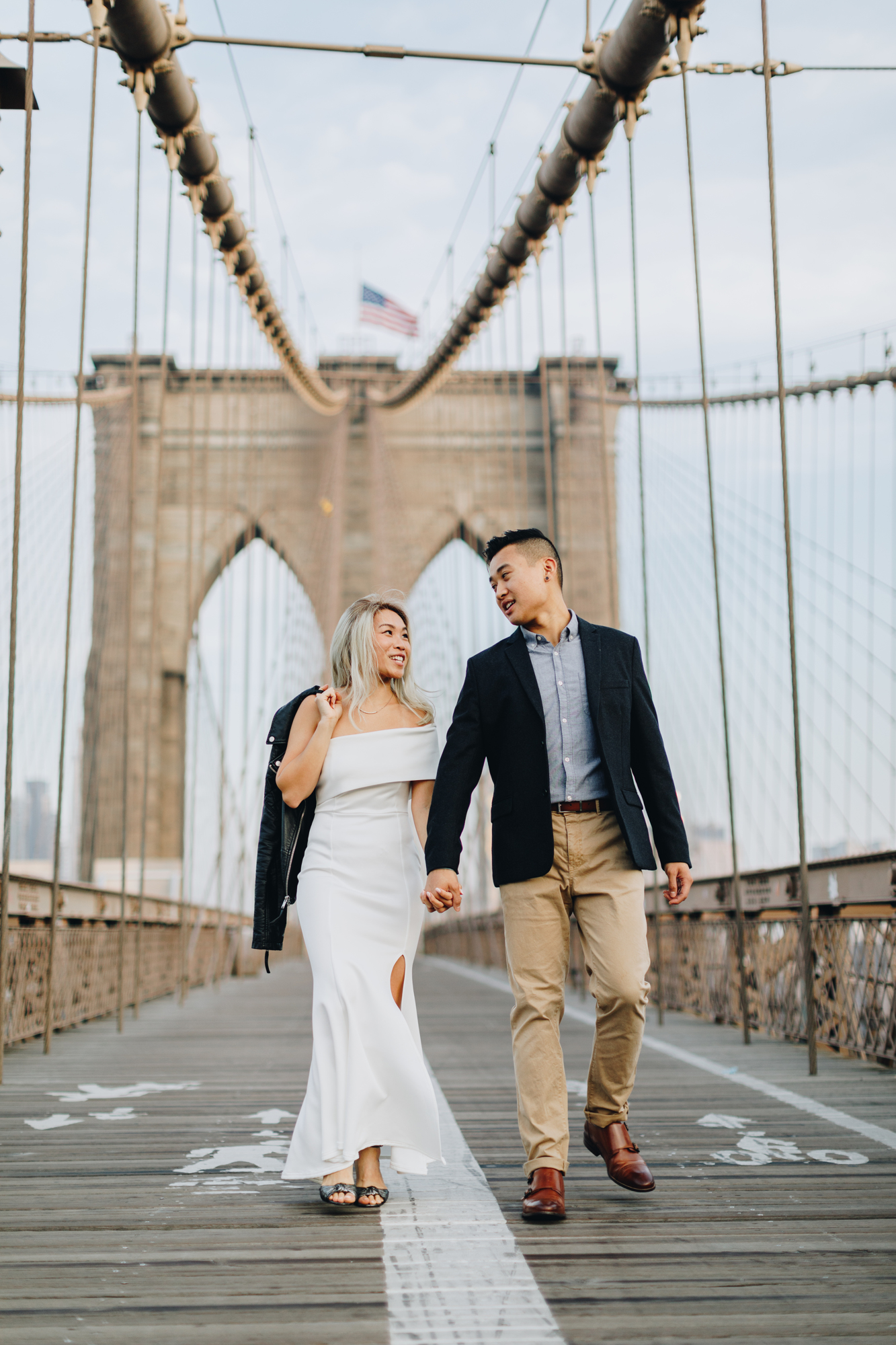 Pretty New York Engagement Photos on the Brooklyn Bridge