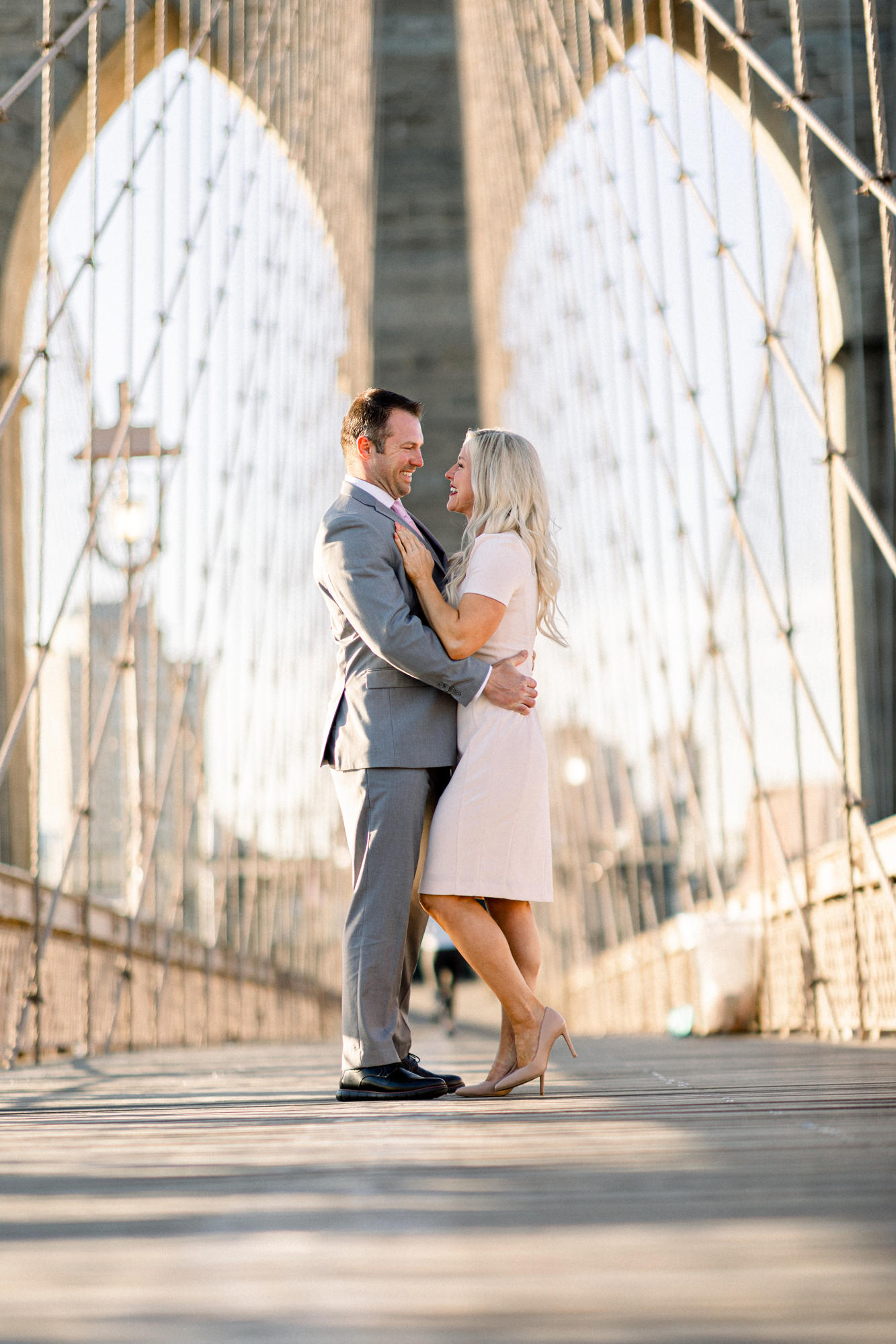 Charming New York Engagement Photos on the Brooklyn Bridge