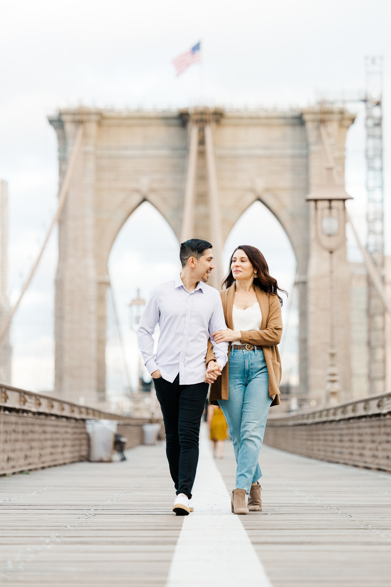 Cute New York Engagement Photos on the Brooklyn Bridge