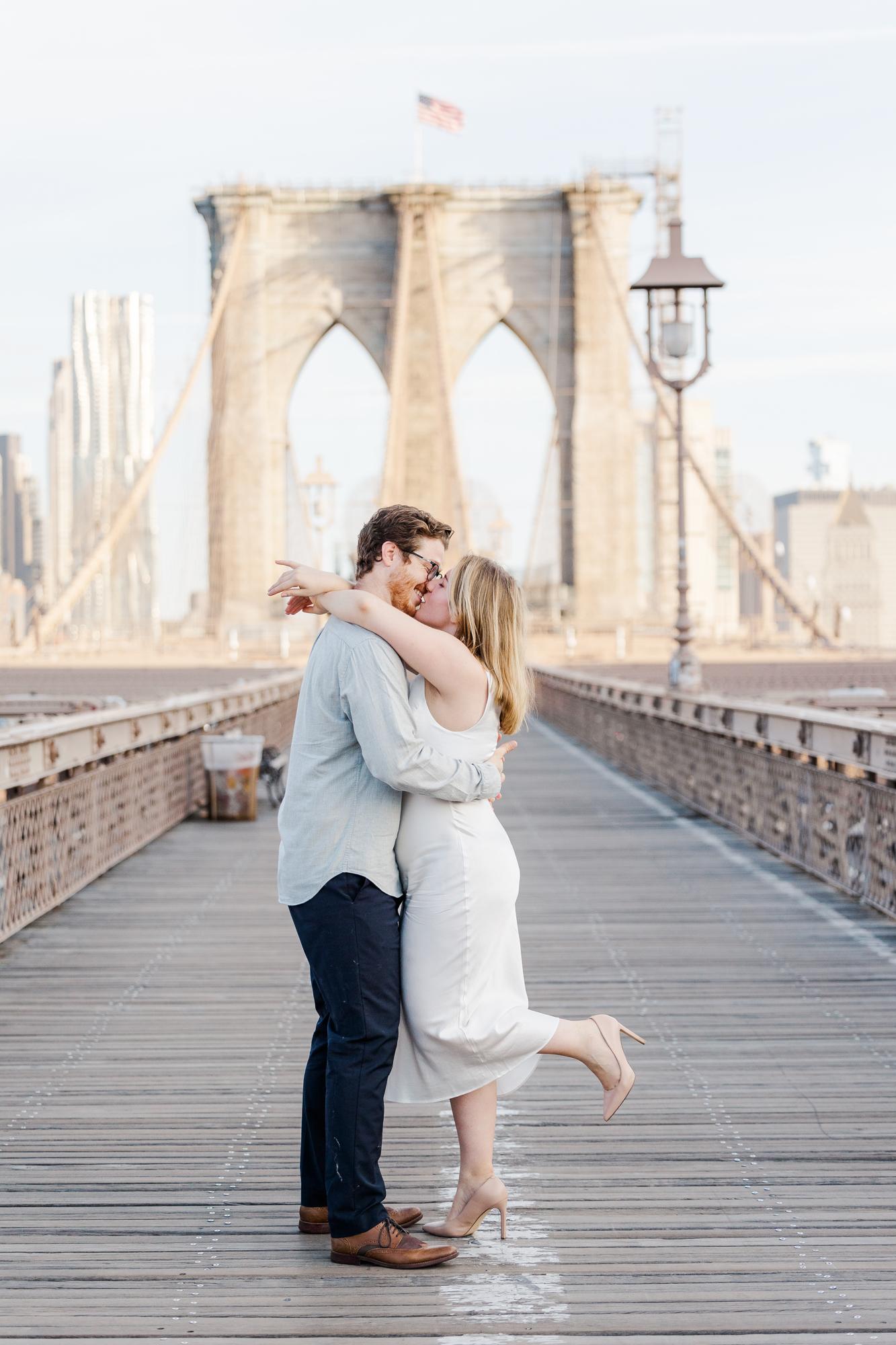 Beautiful New York Engagement Photos on the Brooklyn Bridge