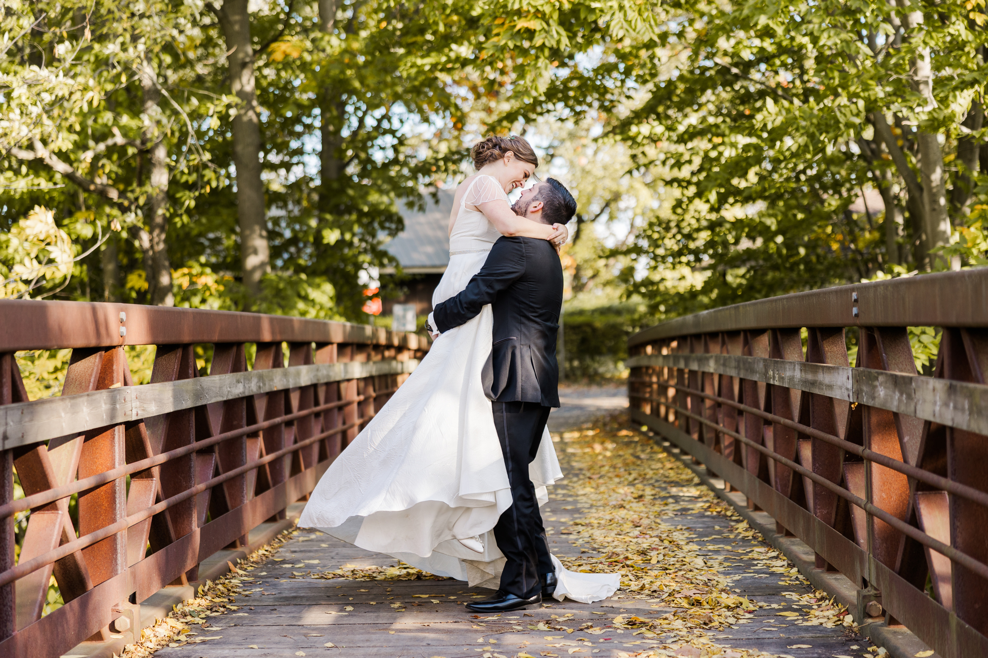 Candid Gate House Wedding in Ontario, Canada