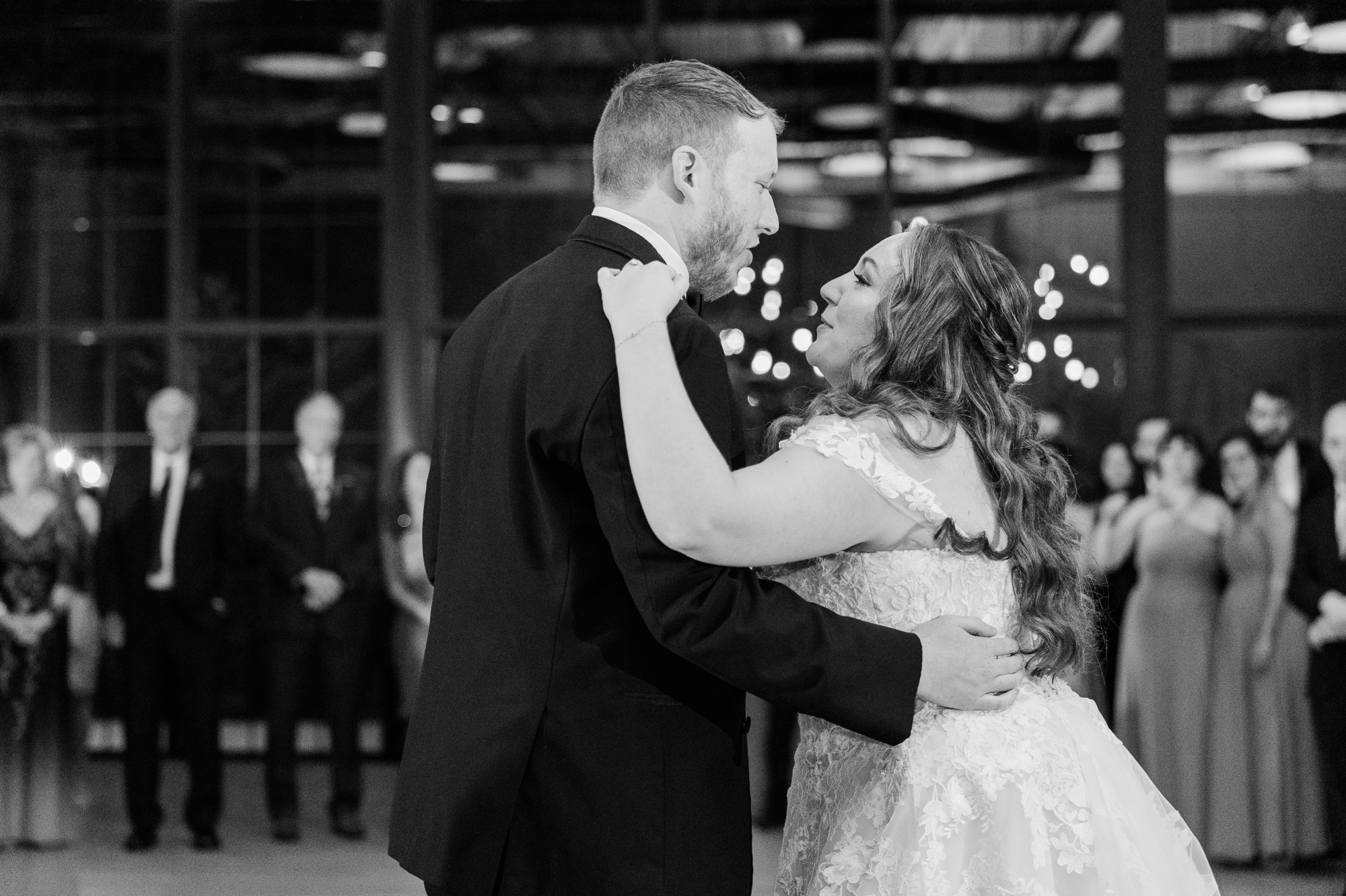 Fabulous Autumnal Roundhouse Wedding in Beacon, NY