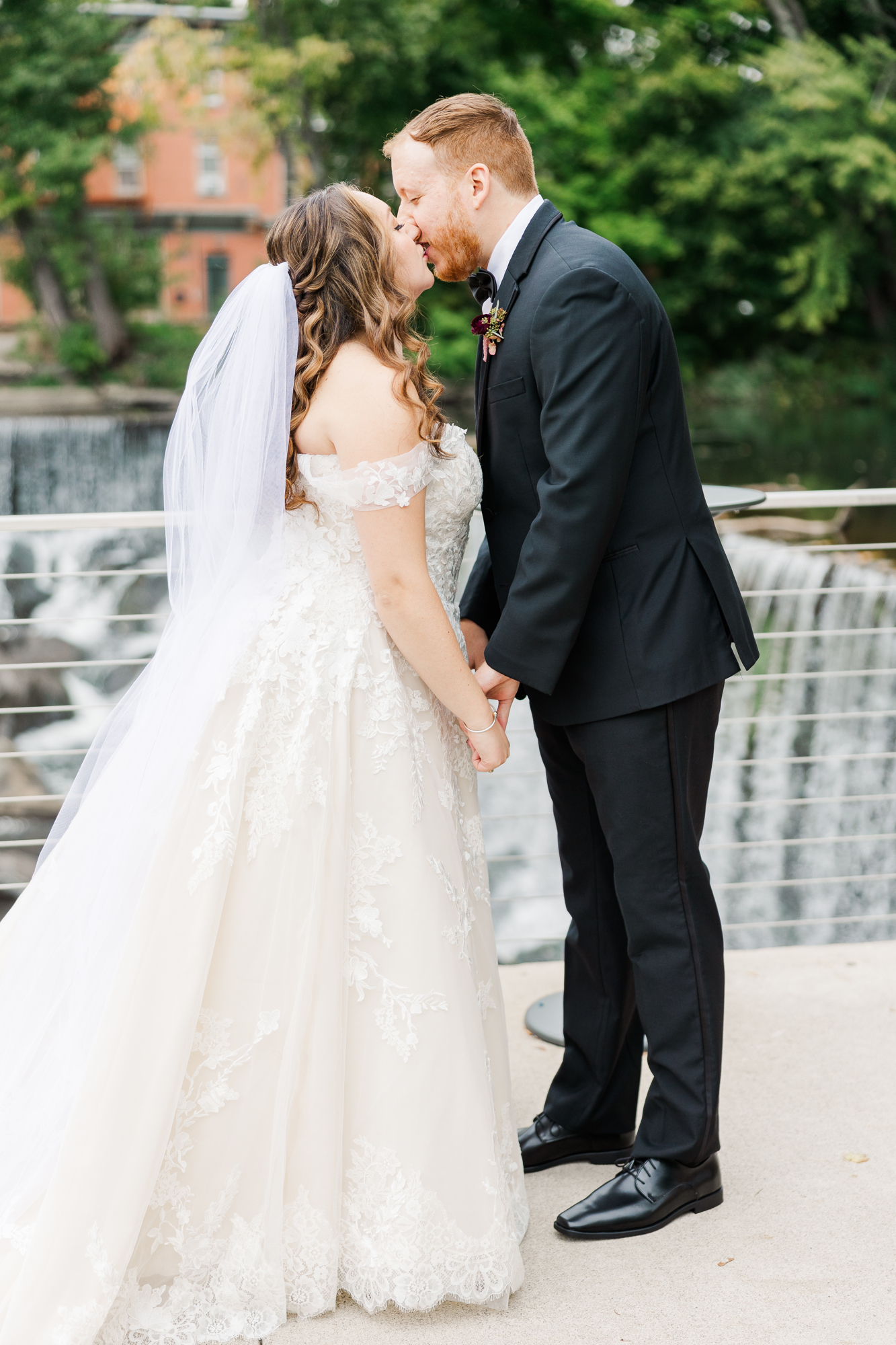 Intimate Beacon Wedding at The Roundhouse, NY