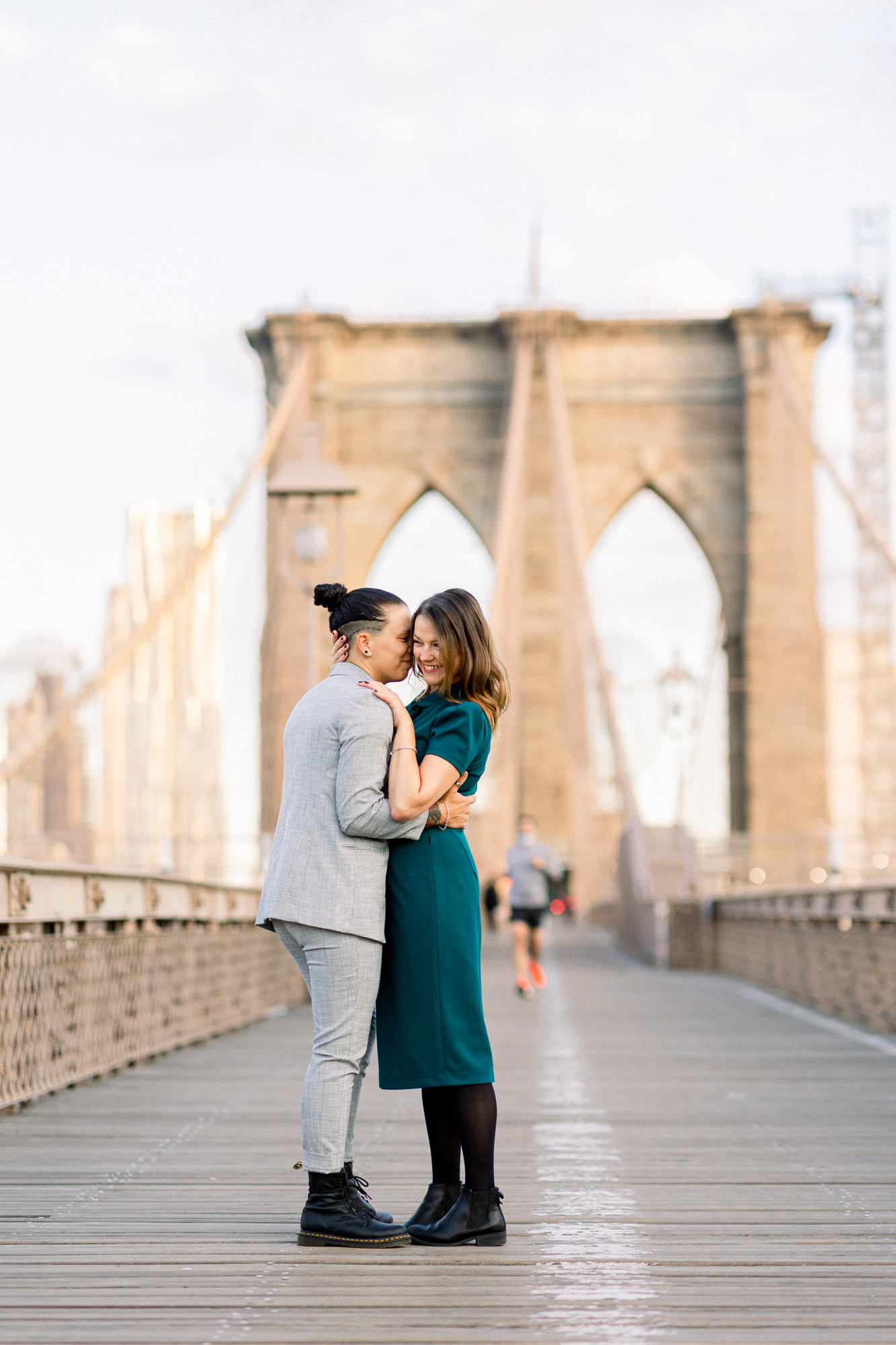 Unique New York Engagement Photos on the Brooklyn Bridge