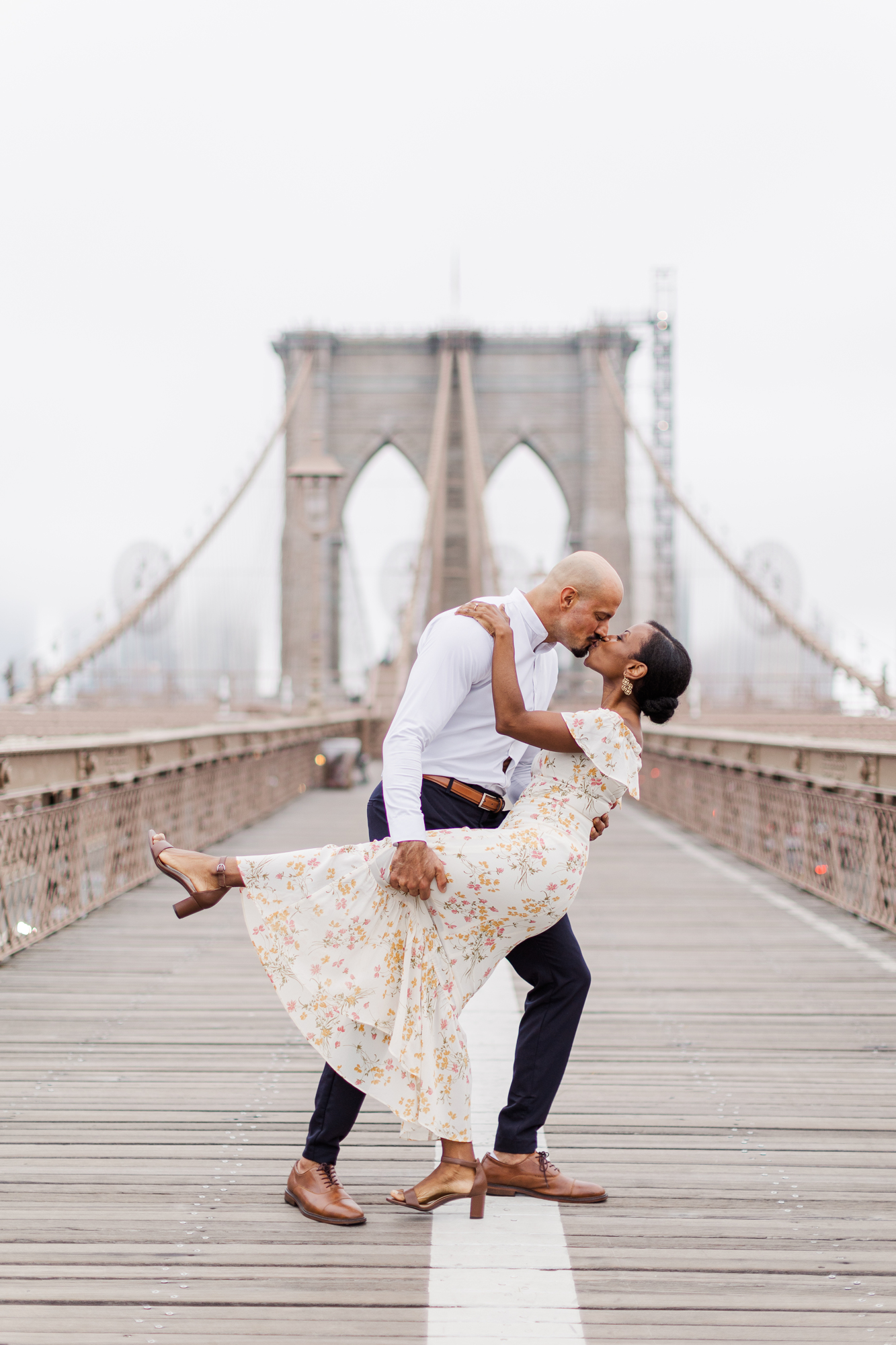Special New York Engagement Photos on the Brooklyn Bridge