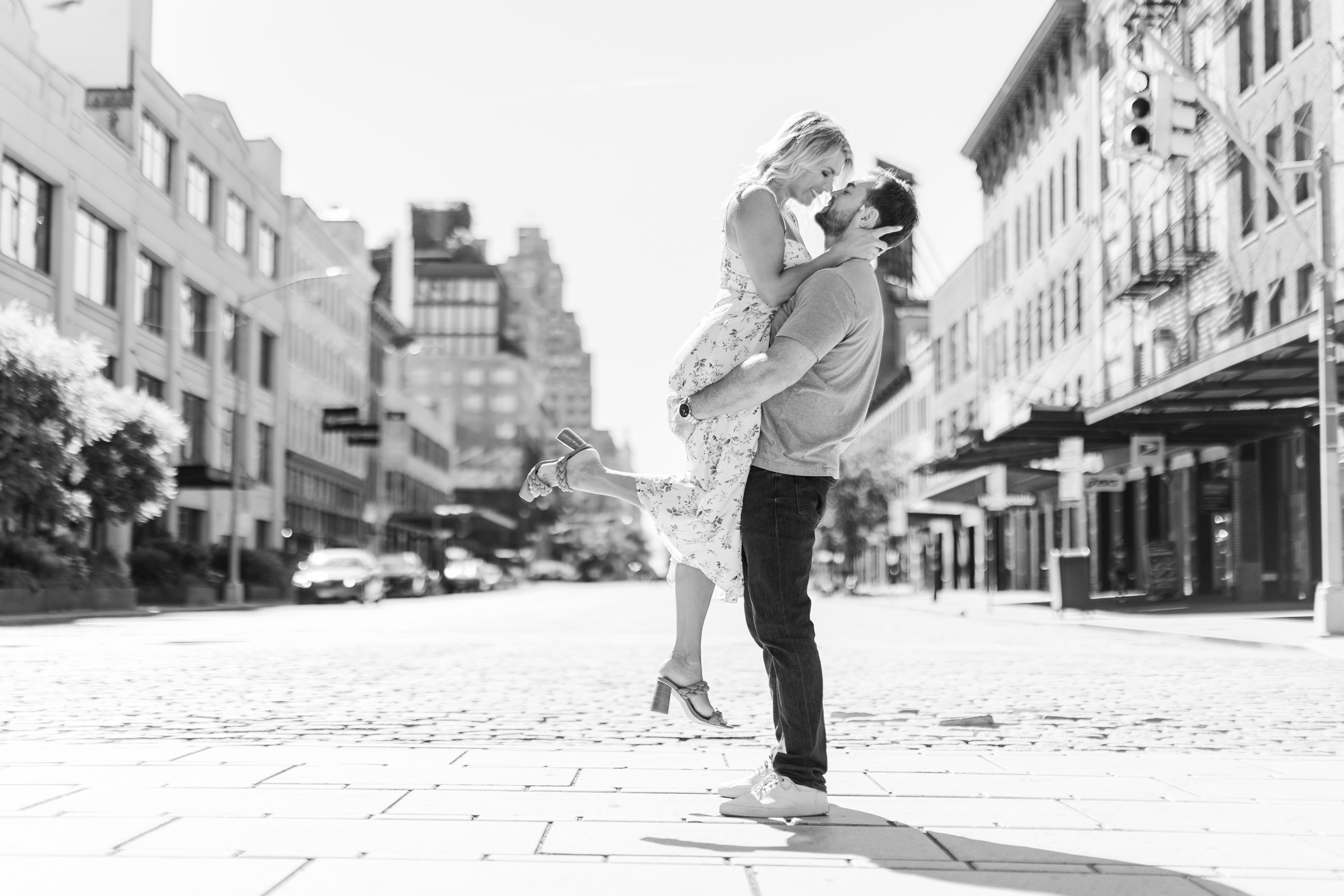 Beautiful Summer Engagement Shoot on the High Line