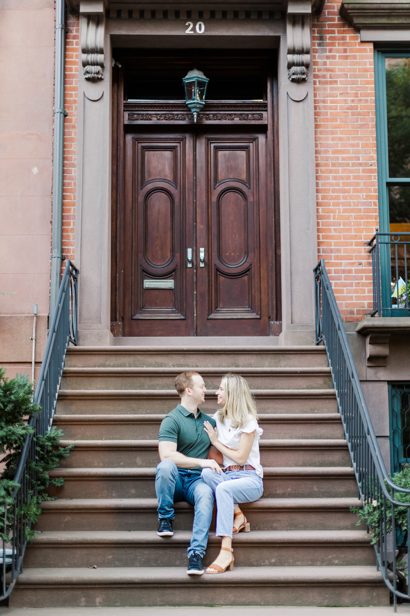 Fun Engagement Photos In Brooklyn Heights