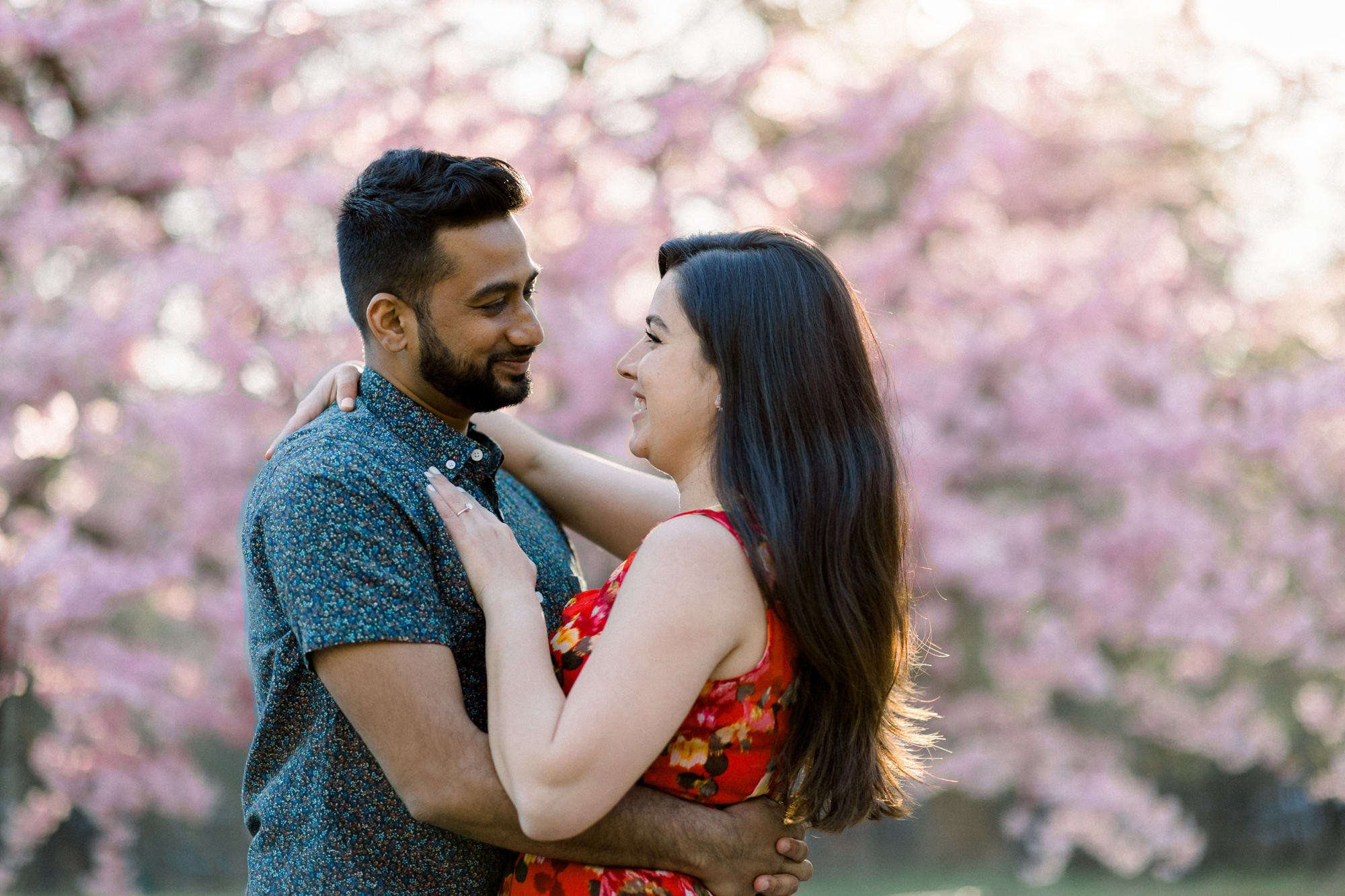Pretty Engagement Photos in NYC