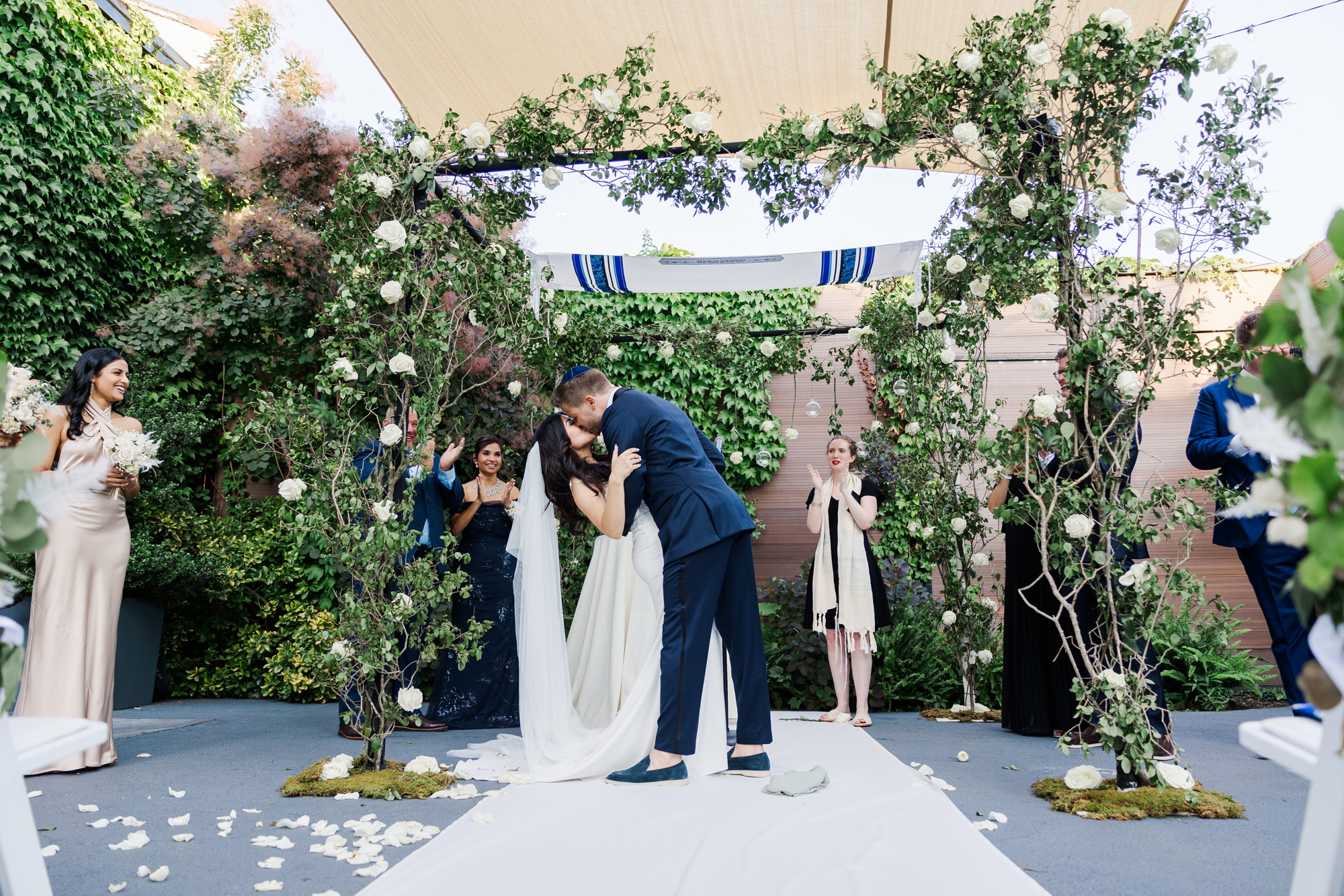 Vibrant Green Building Wedding Photos In Brooklyn