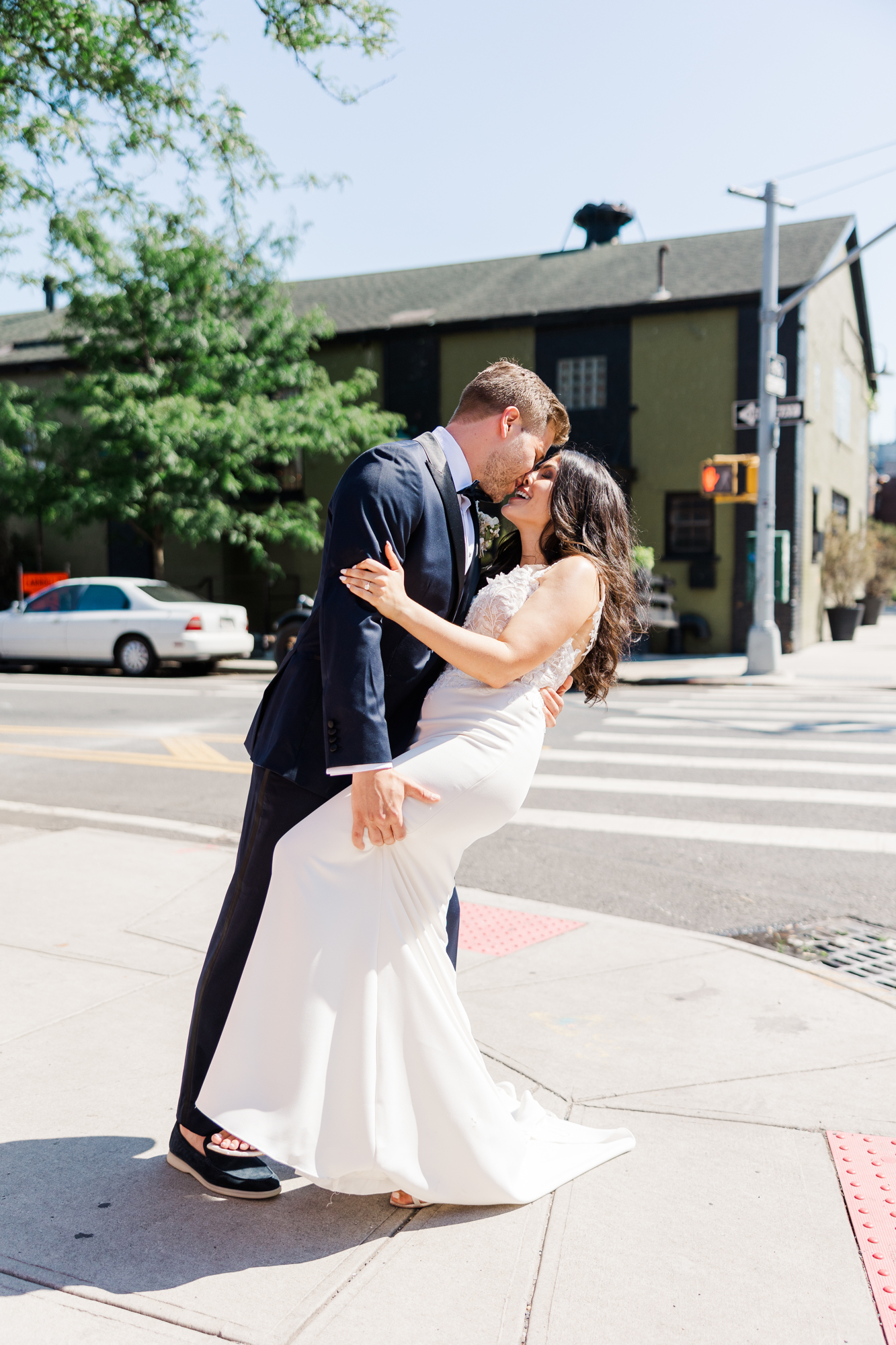 Cute NYC Wedding at The Green Building in Brooklyn
