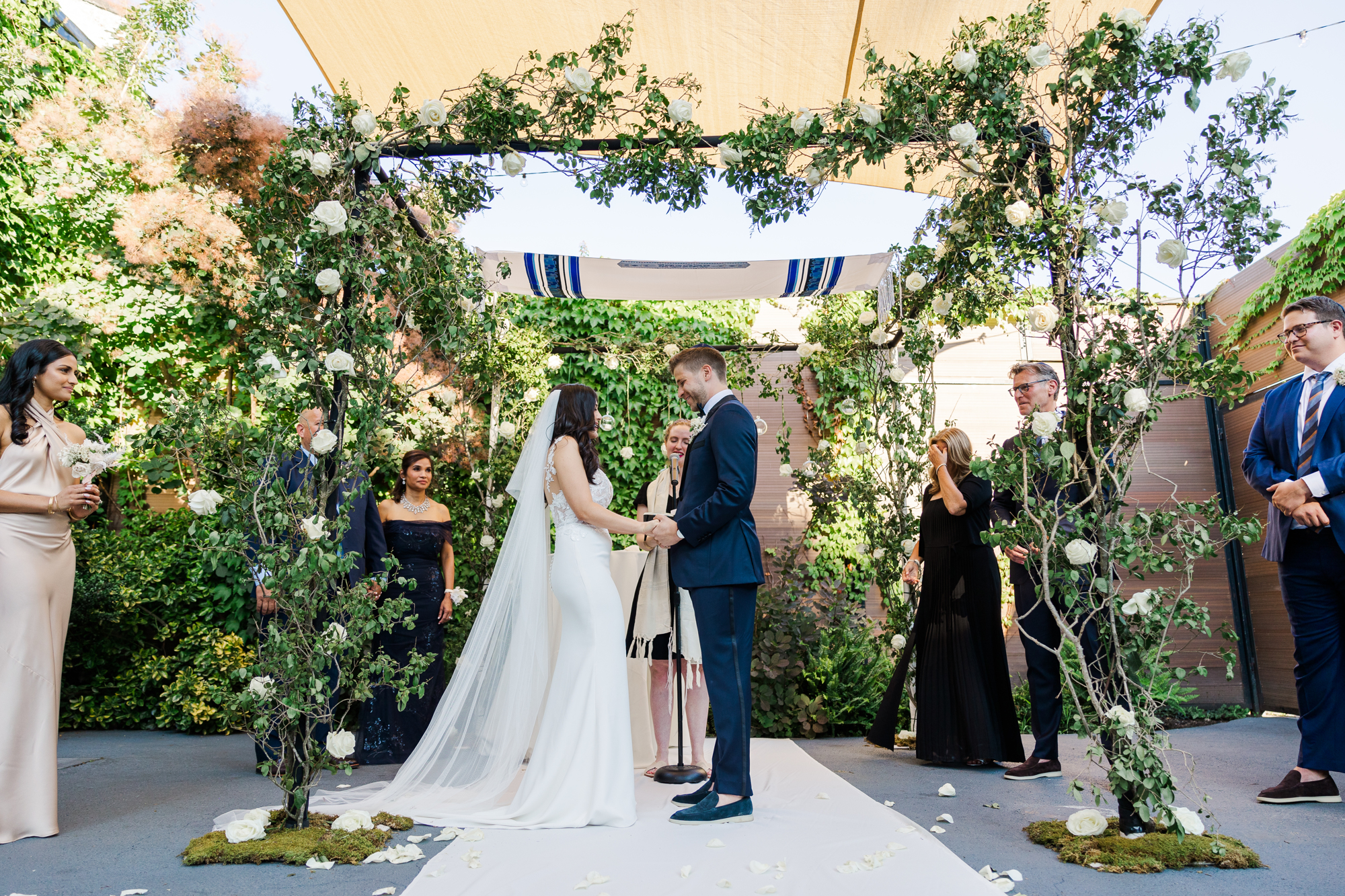 Charming Green Building Wedding Photos In Brooklyn